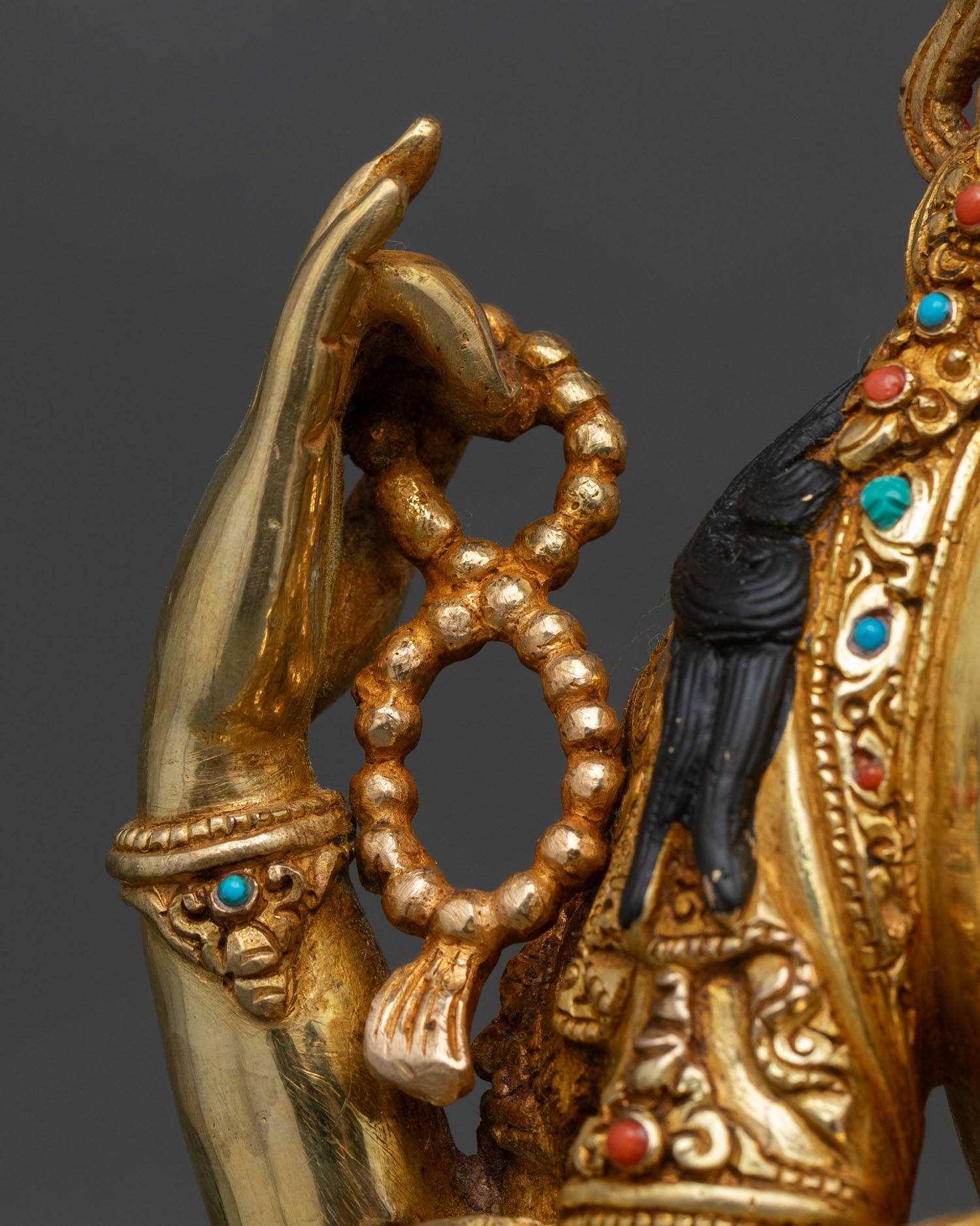 Chenrezig Statue | Nepalese Bodhisattva of Compassion