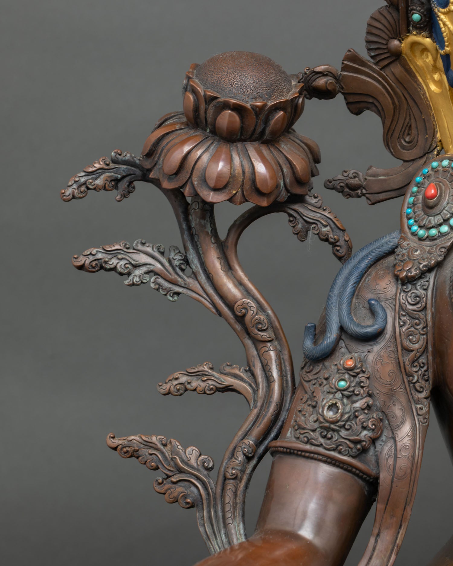 26" Green Tara Statue – Awakening Compassion and Fearlessness