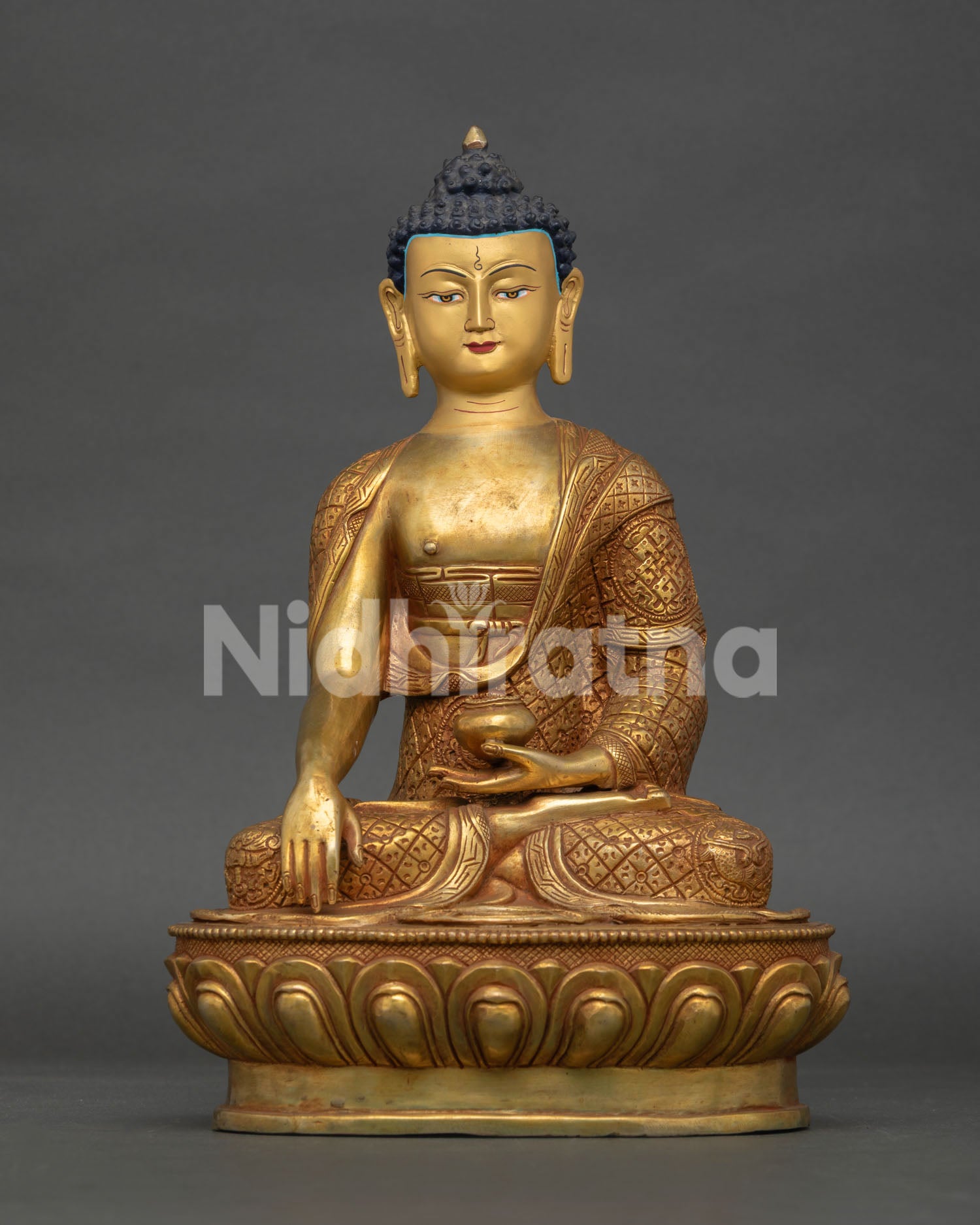 Buddha Shakyamuni Statue