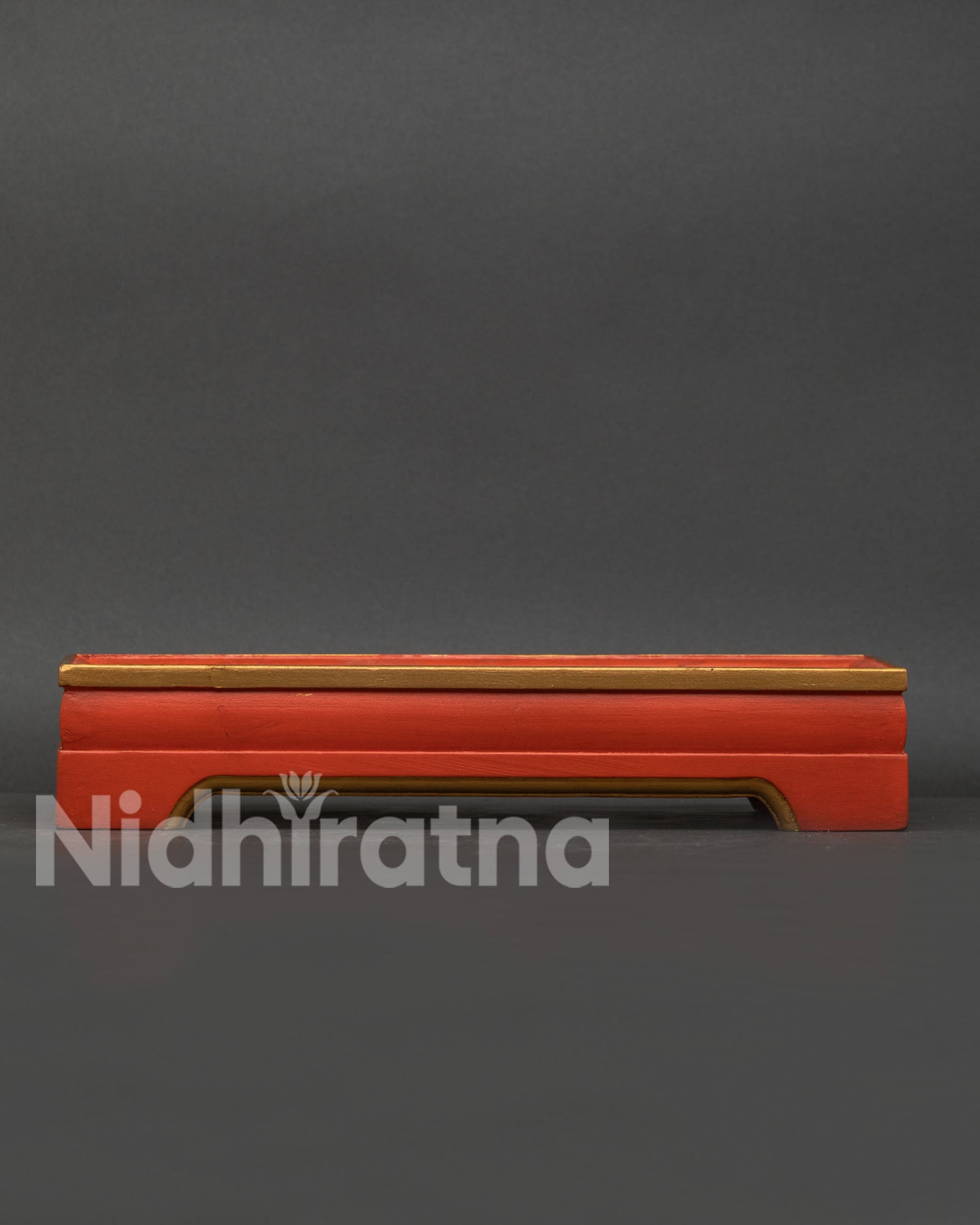 Tray