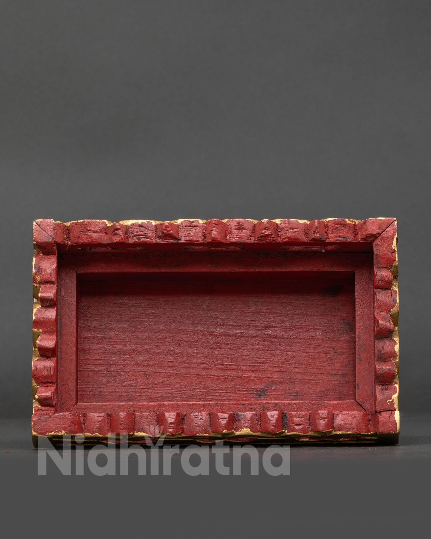 Throne ( upto 6 Inch )
