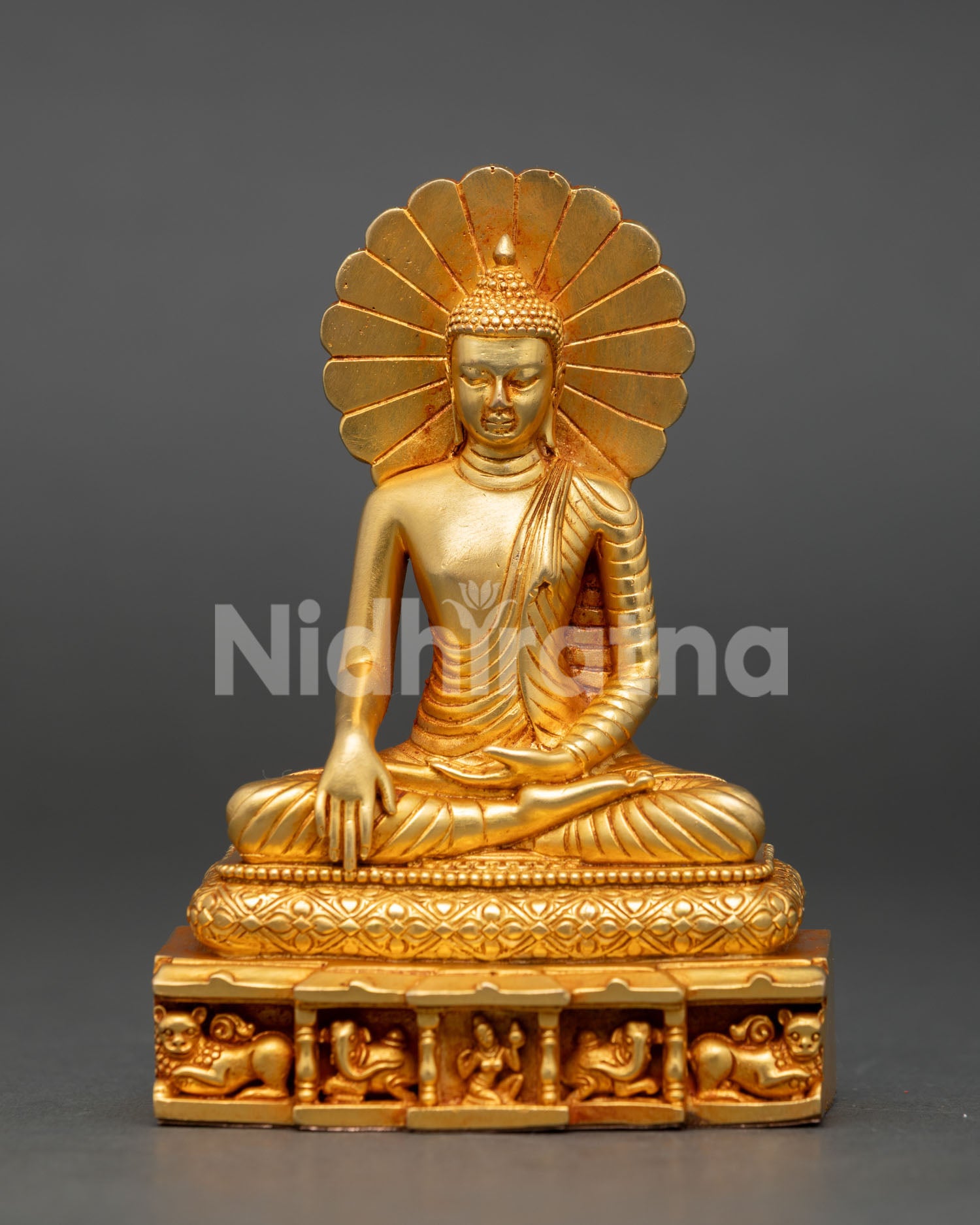 Buddha Shakyamuni Statue
