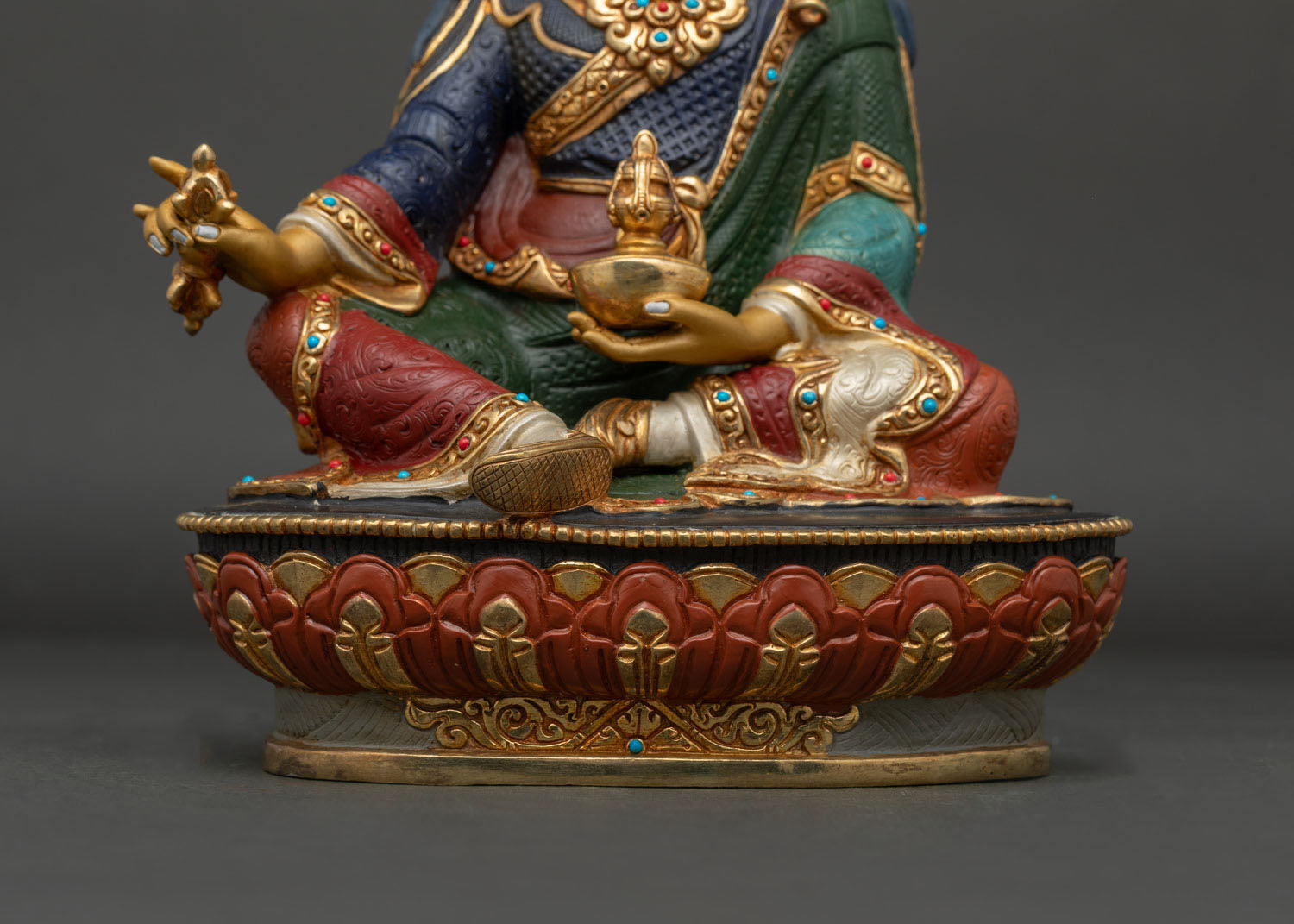 Spiritual Guru Rinpoche Statue | Vajrayana Buddhist Sculpture