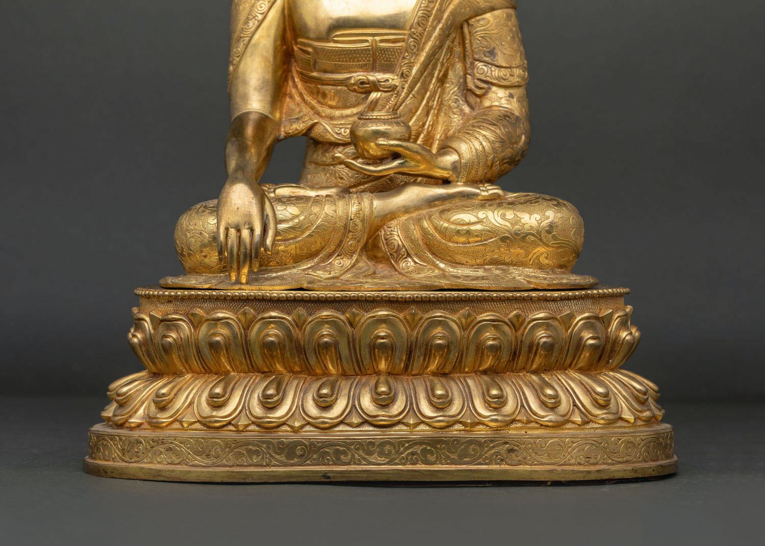 Shakyamuni Buddha Statue