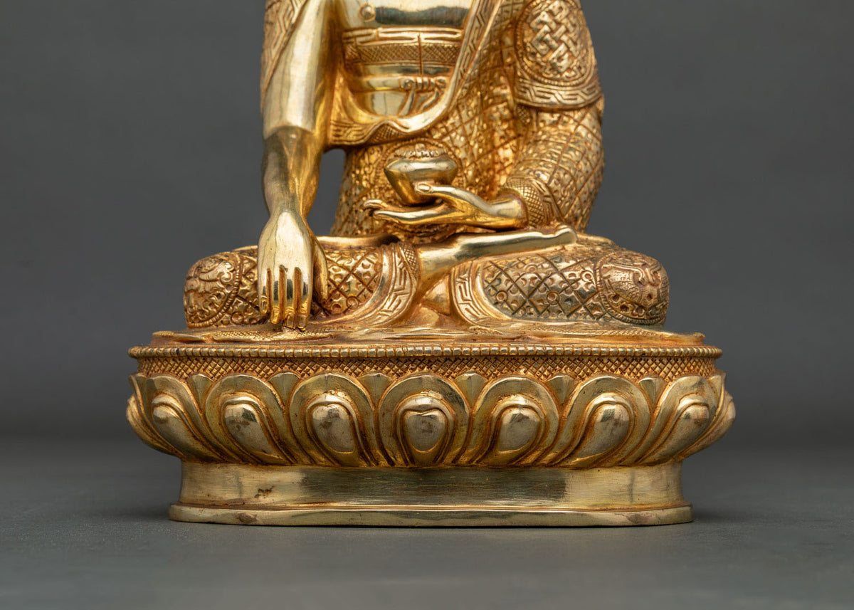 Shakyamuni Buddha Statue | Sacred Statue of the Historical Buddha