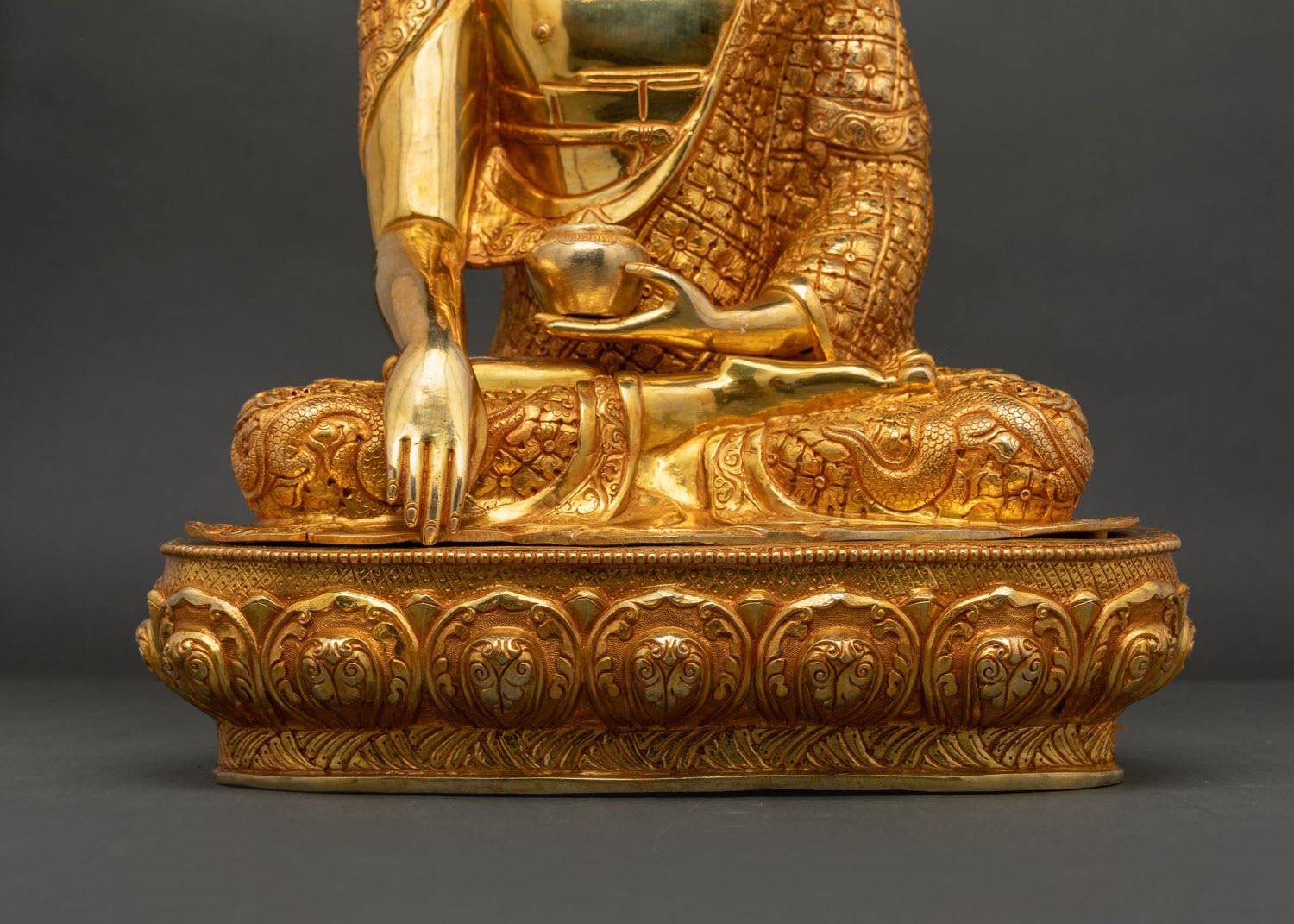 Bhagavan Shakyamuni Statue | Enlightened Buddha Sculpture