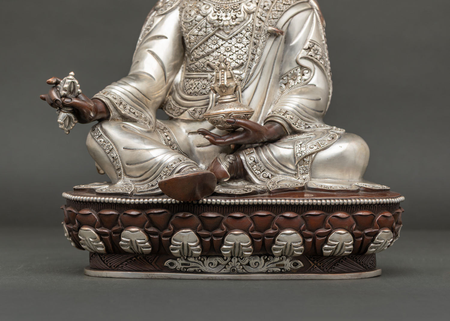 Guru Rinpoche Statue