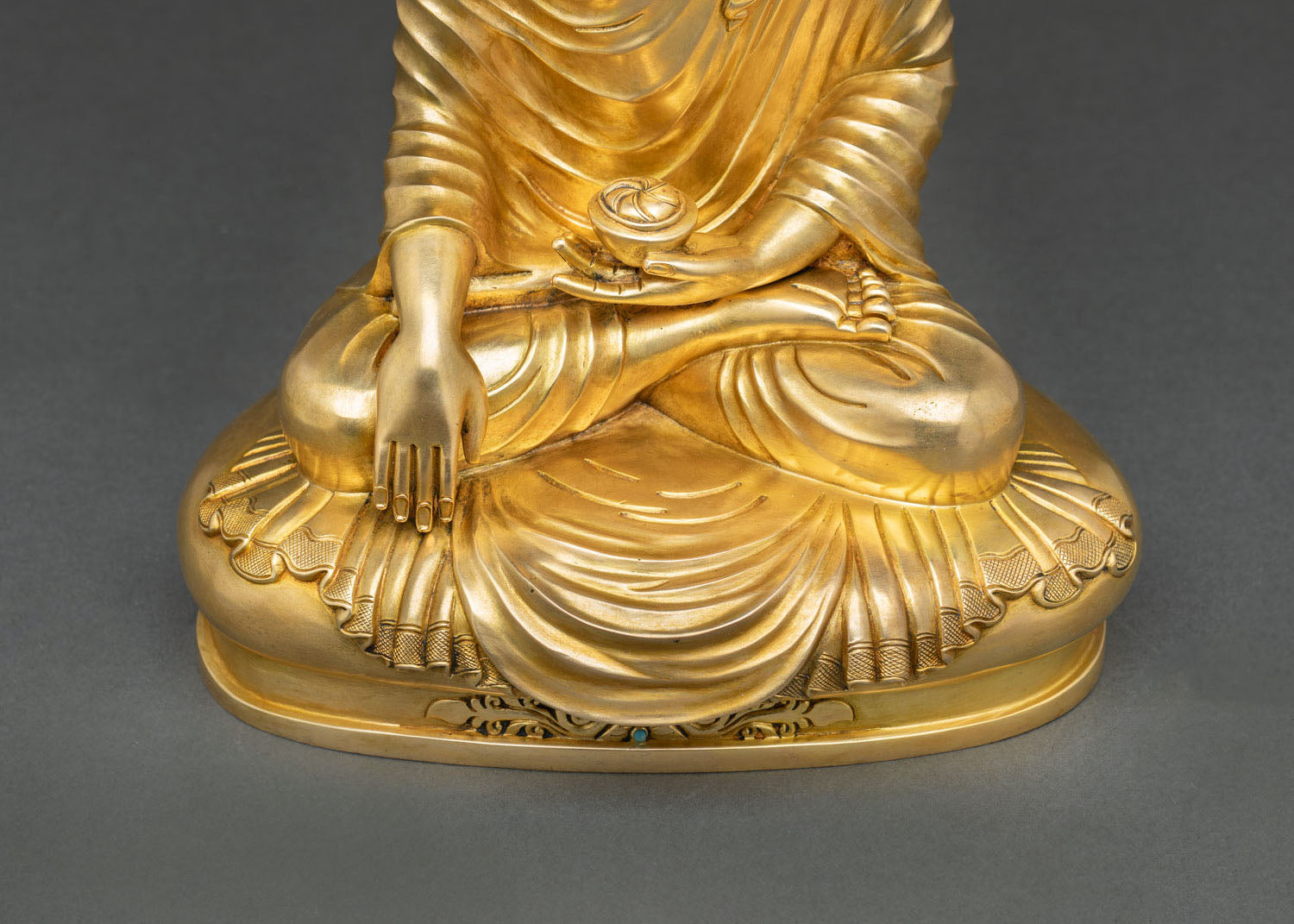 Buddha Shakyamuni Statue