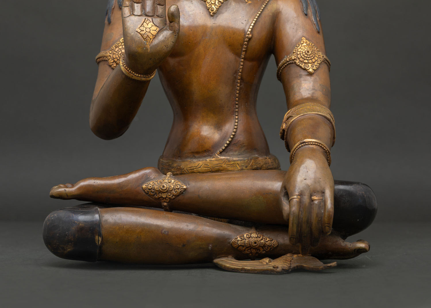 Lokeshavara Statue