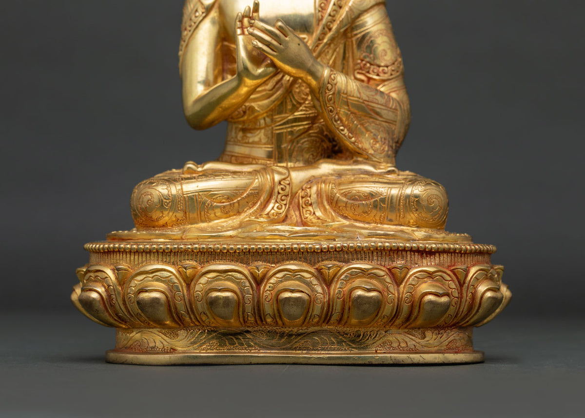Vairocana Buddha Statue