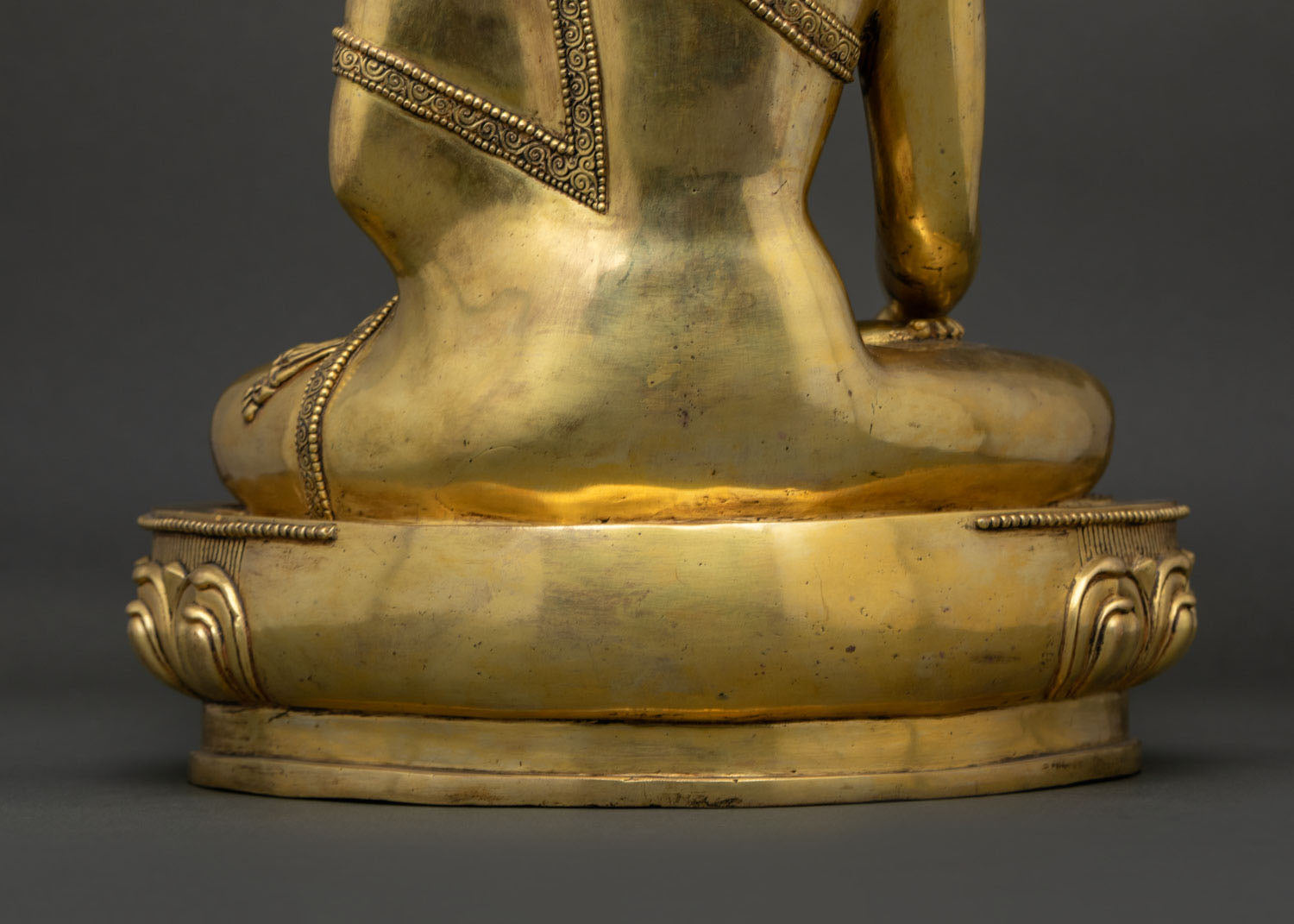 Shakyamuni Buddha Statue