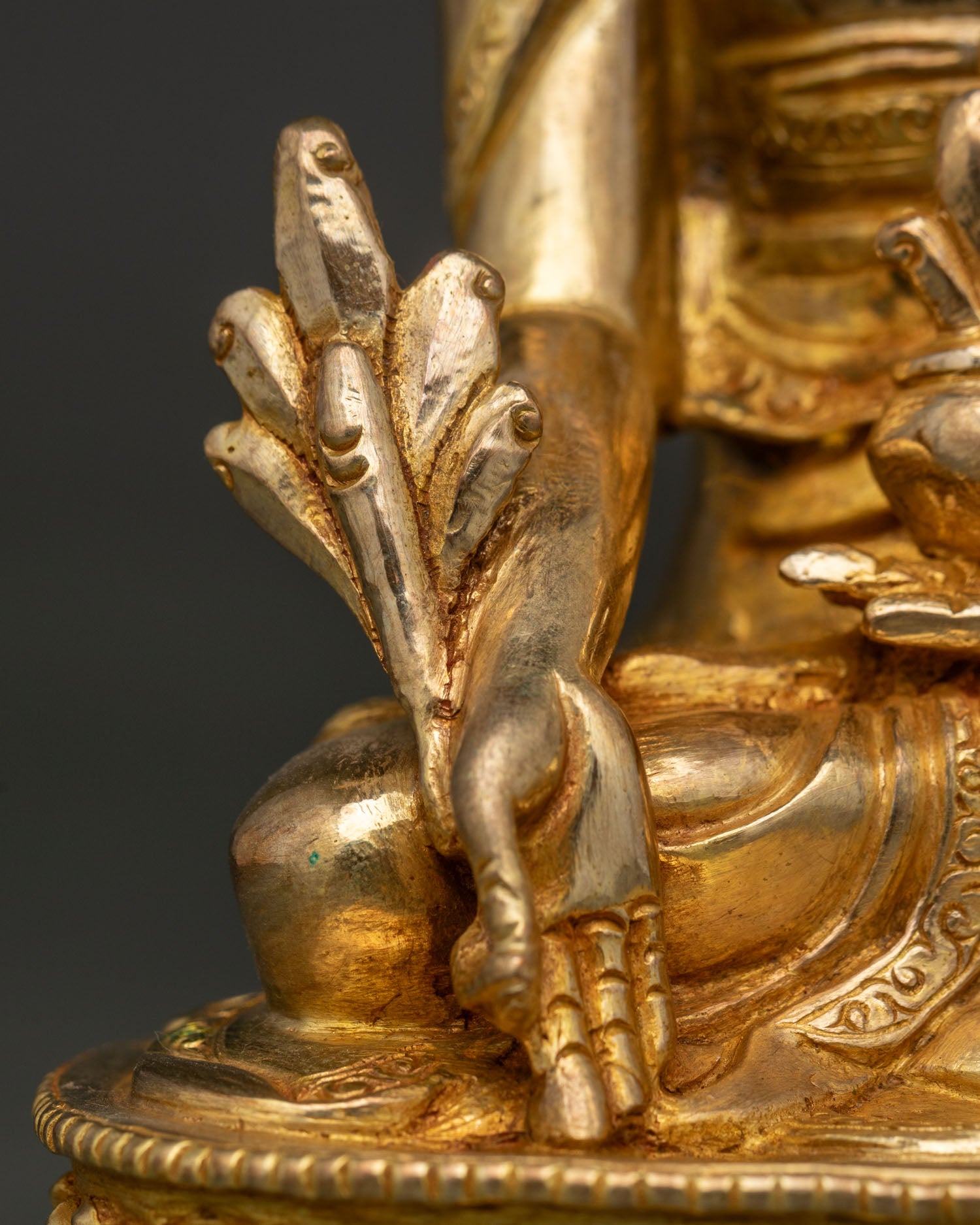 Bhaisajyaguru Healing Buddha Statue | Sacred Healing Buddha Artwork