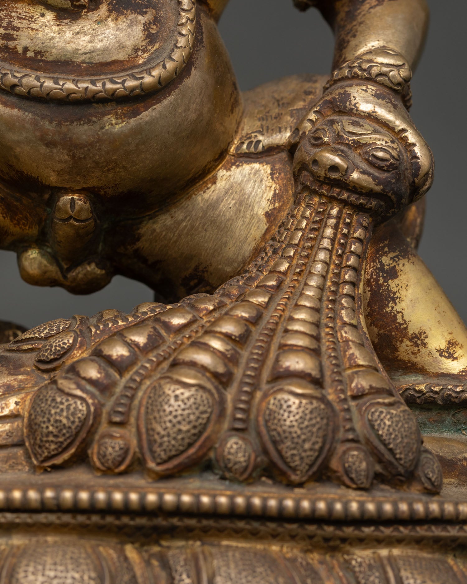 Black Dzambhala Statue