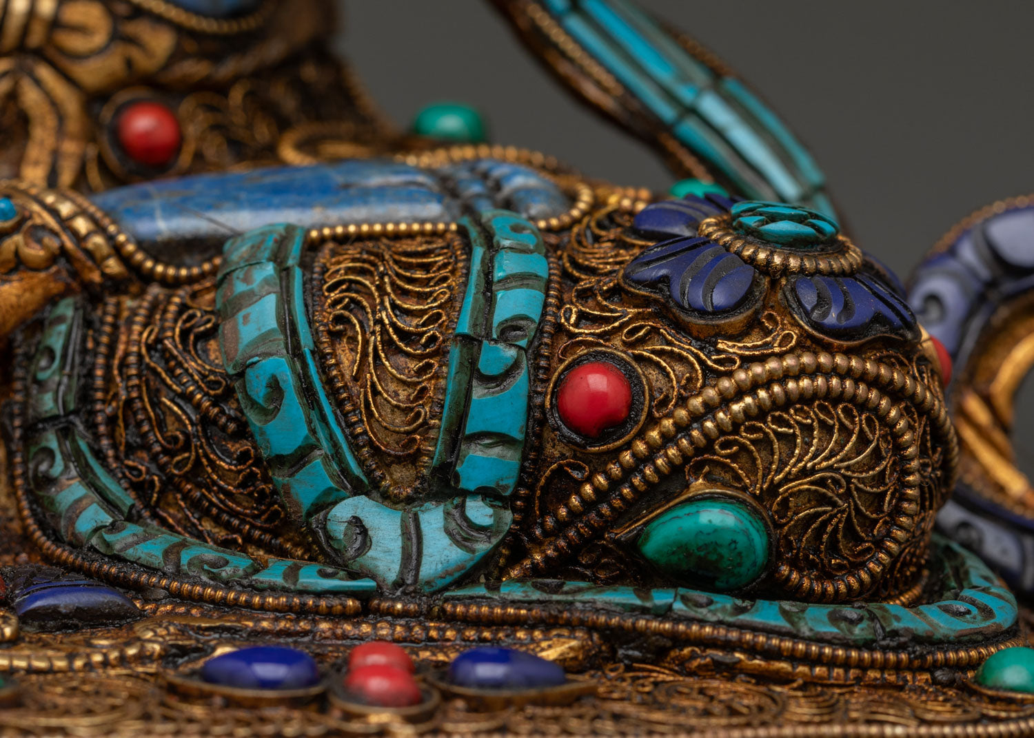Chenrezig Statue | Exquisite Newari Craftsmanship
