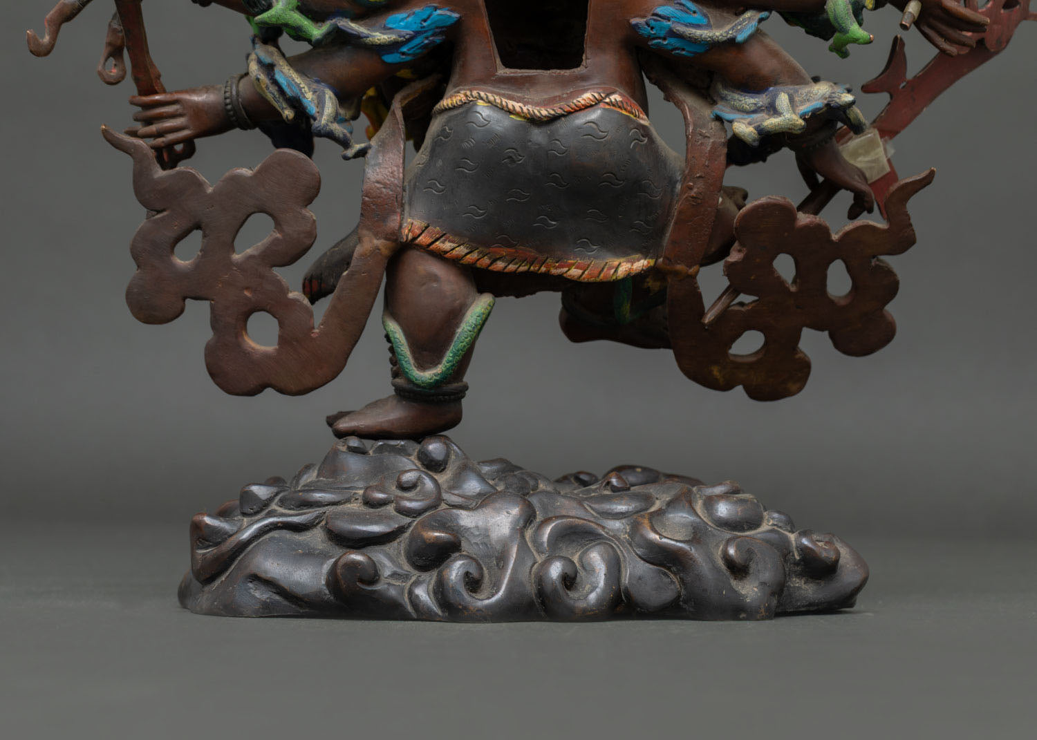 Uchusma Statue