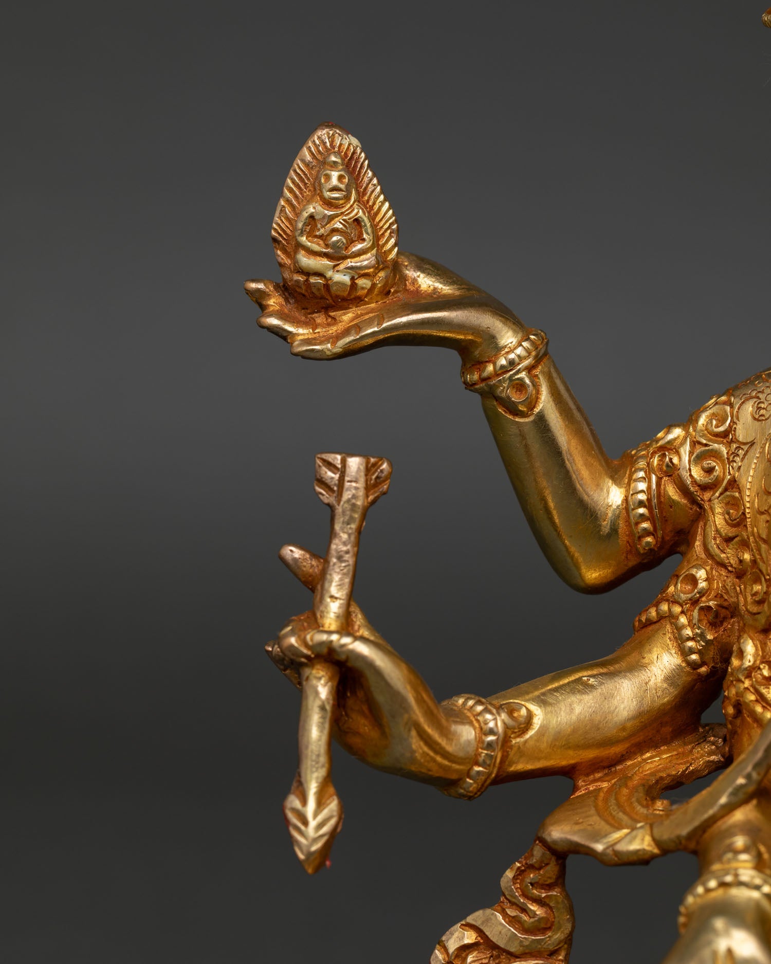 Ushnishavijaya Statue | Goddess of Long Life and Purification