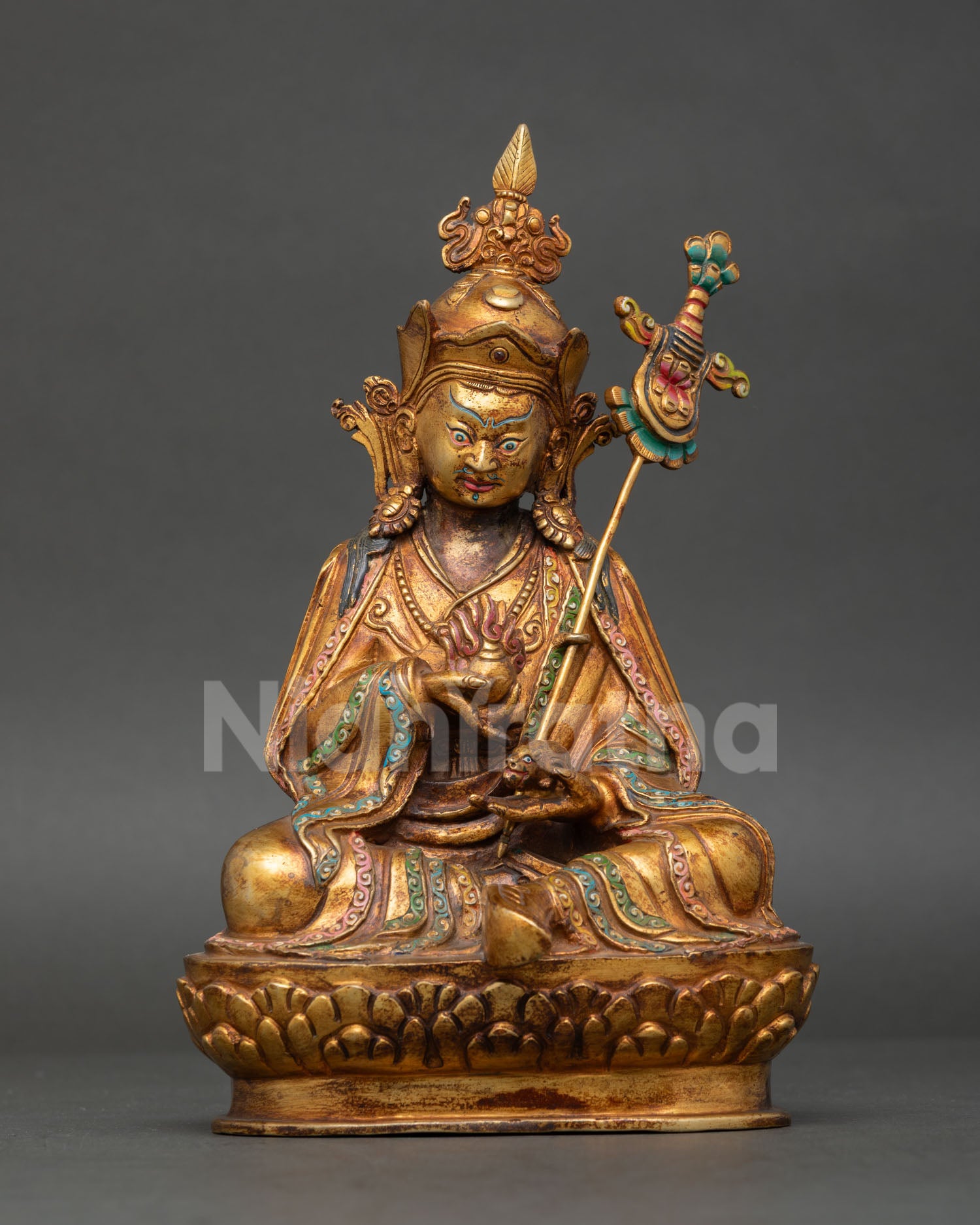 Guru Norla Statue