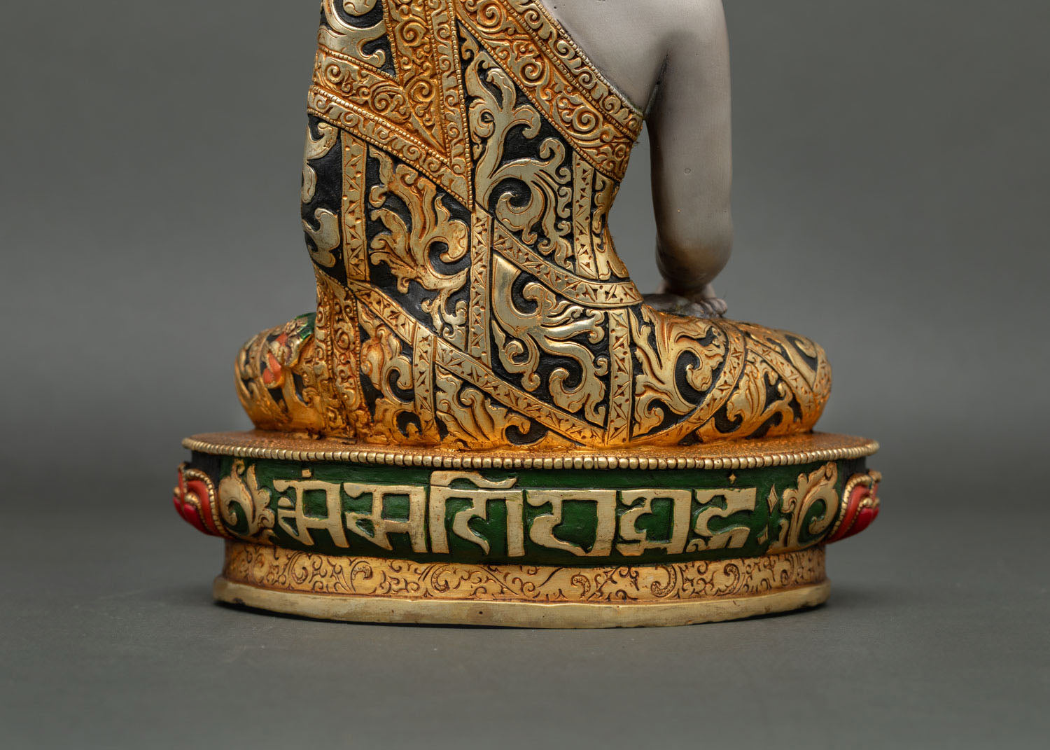 Hand-Painted Shakyamuni Buddha Statue | Spiritual Copper Artwork
