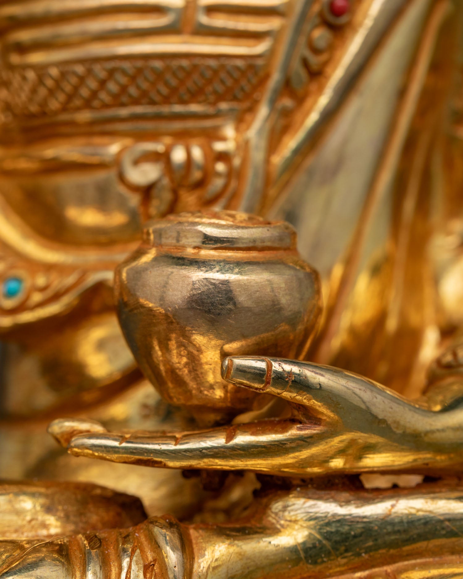 Crown Shakyamuni Buddha | Gold Gilded Buddhist Statue
