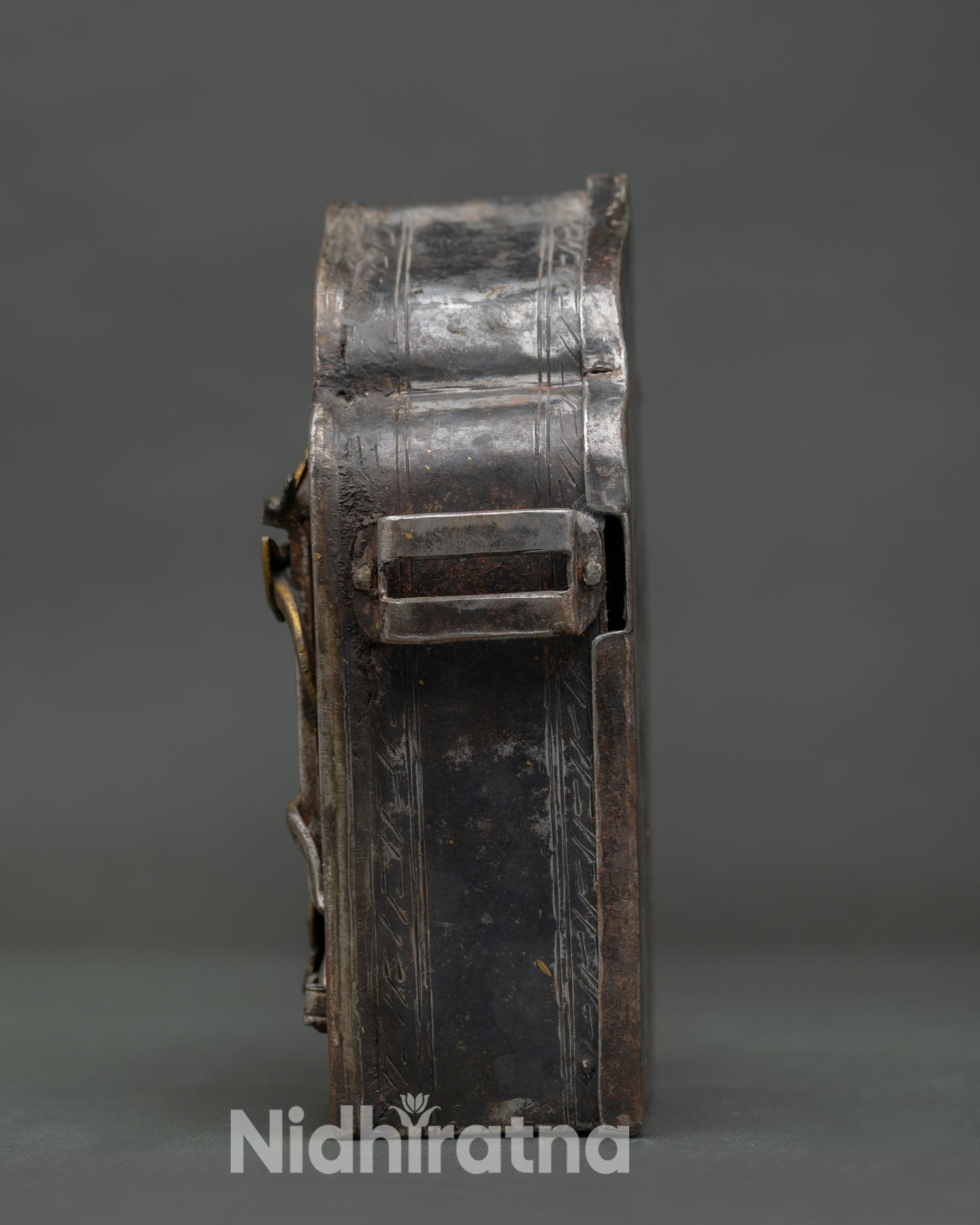Ghaubox (iron)