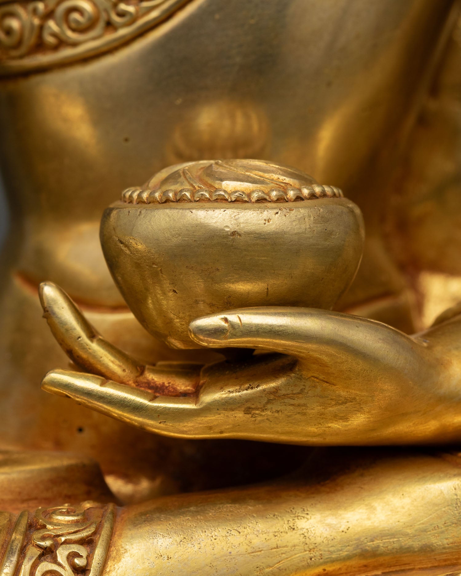 Shakyamuni Buddha | 24K Gold Gilded Copper Sculpture