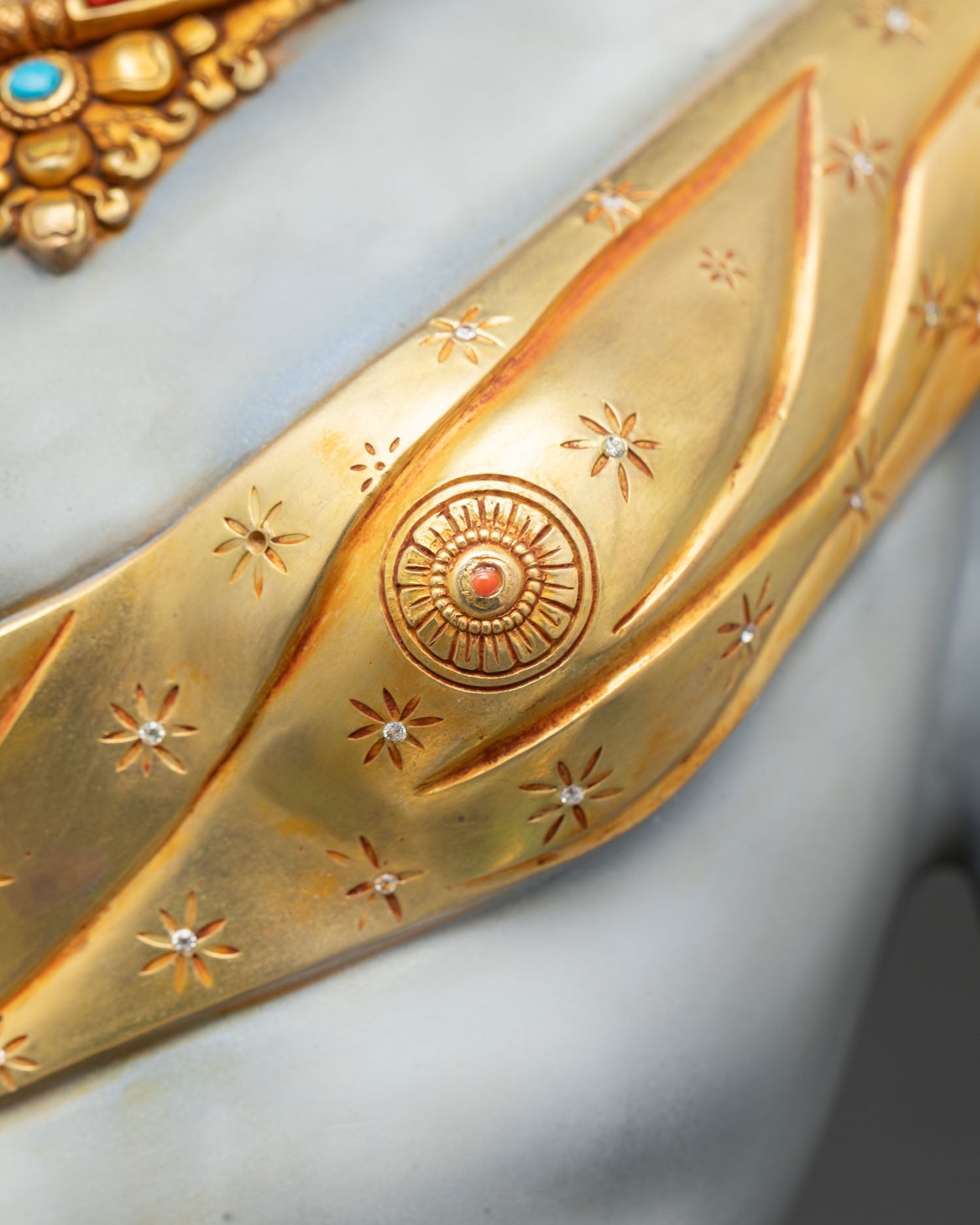 Parvati Statue - Hindu Goddess of Love and Strength