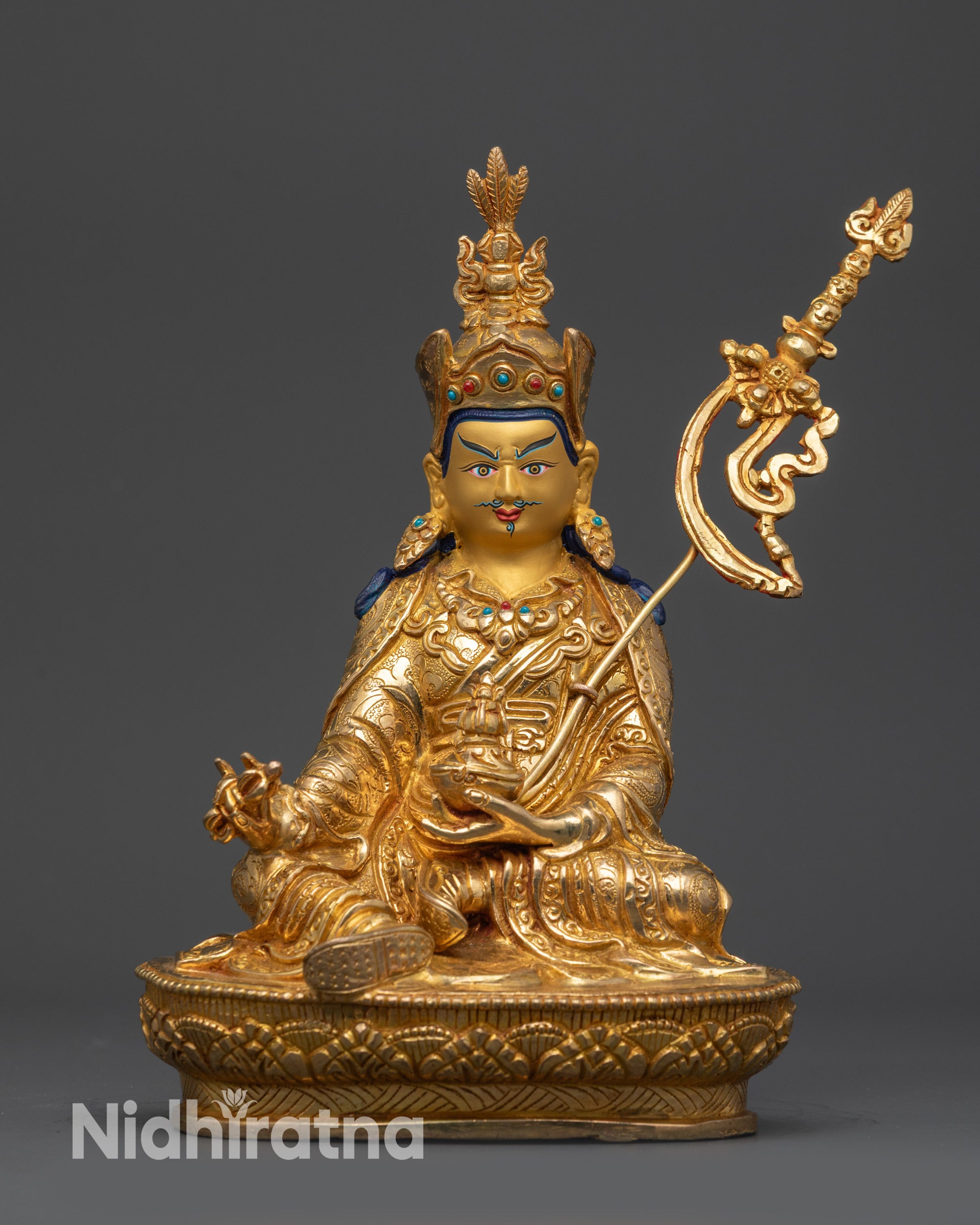 Guru Rinpoche Statue