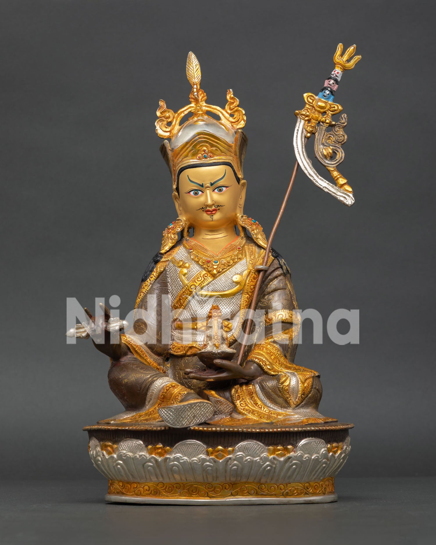 Guru Rinpoche Statue