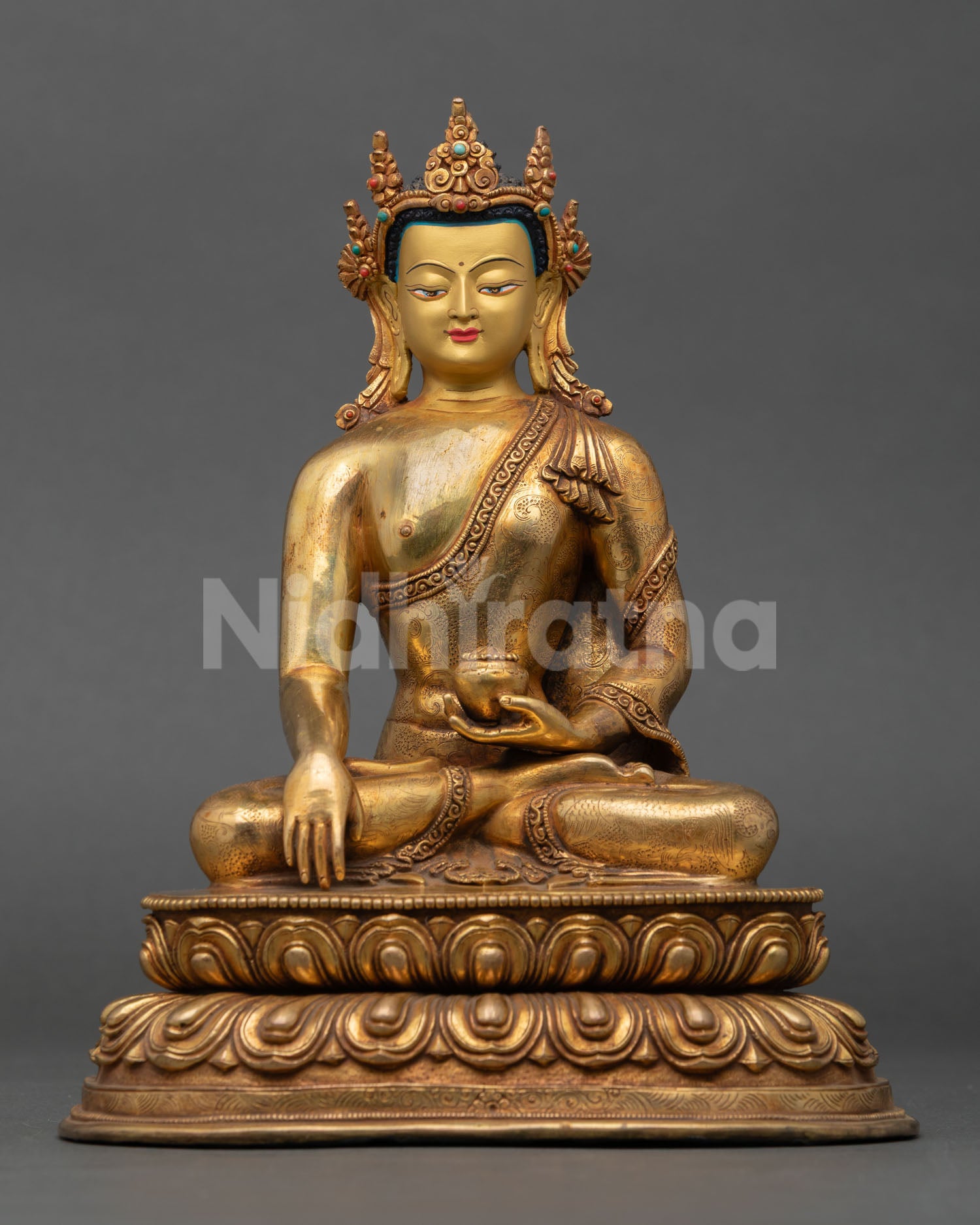 Crown Shakyamuni Buddha Statue