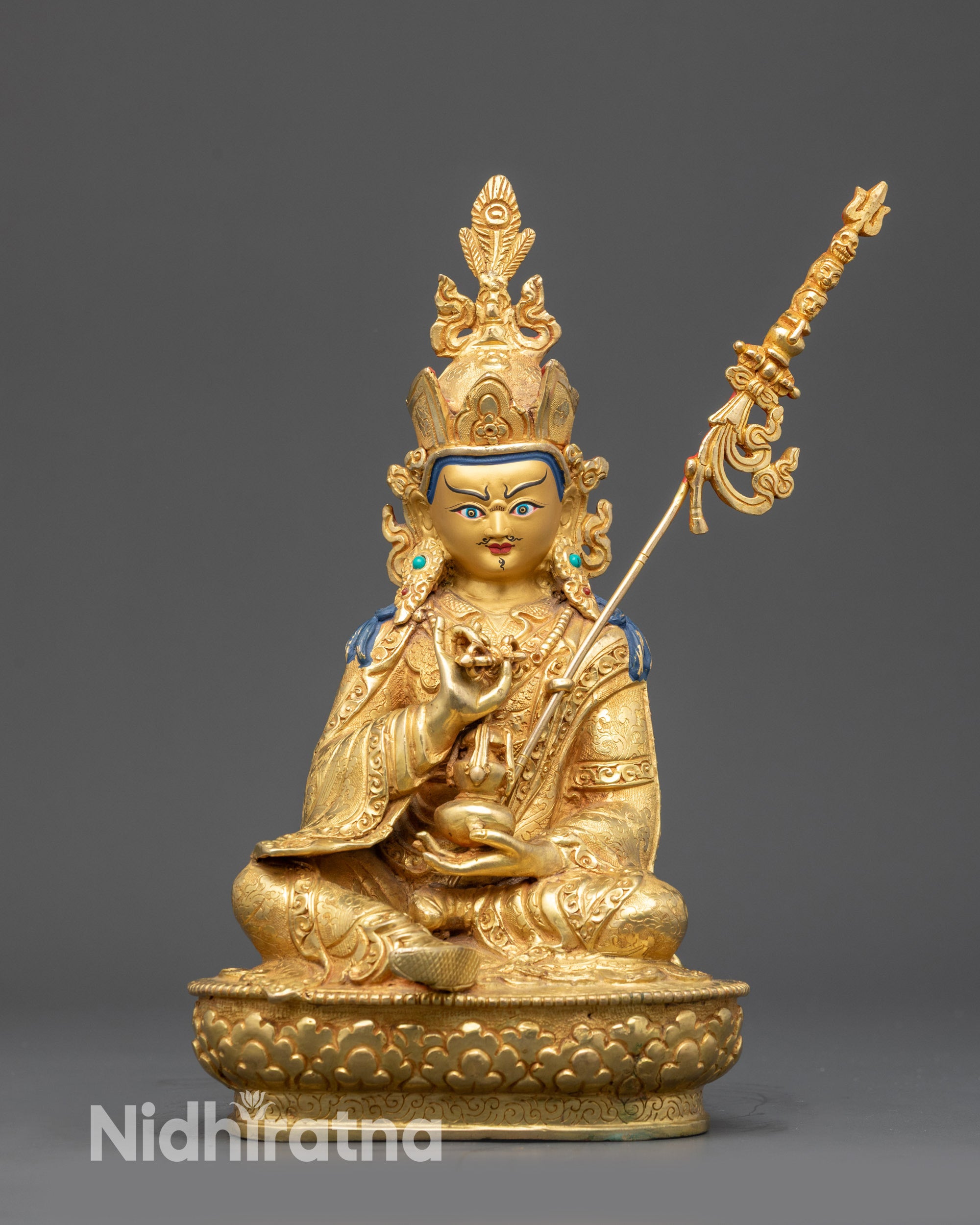 Guru Rinpoche Statue