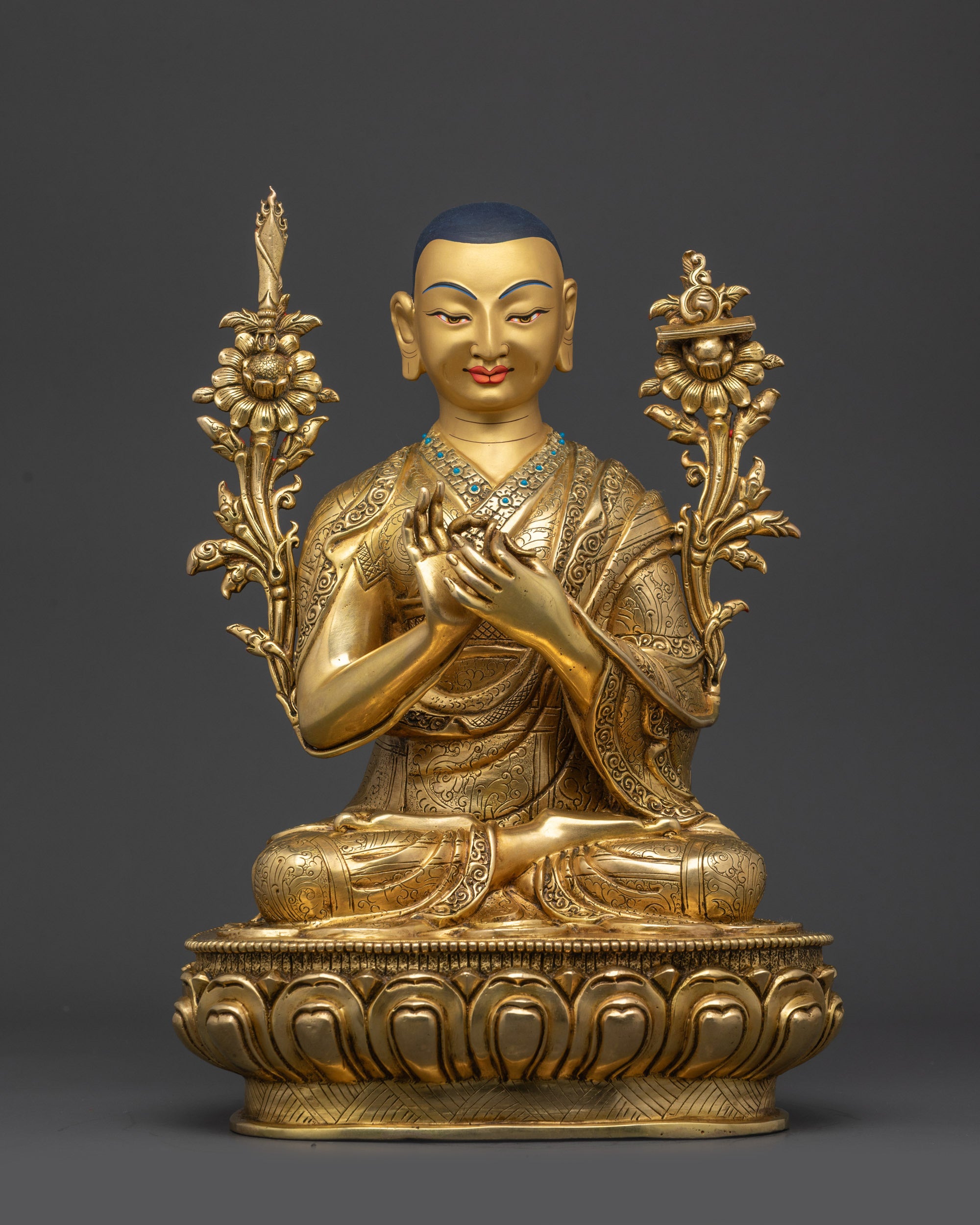 Front view Je Tsongkhapa statue with gold-gilded face, Dharmachakra Mudra & lotus seat