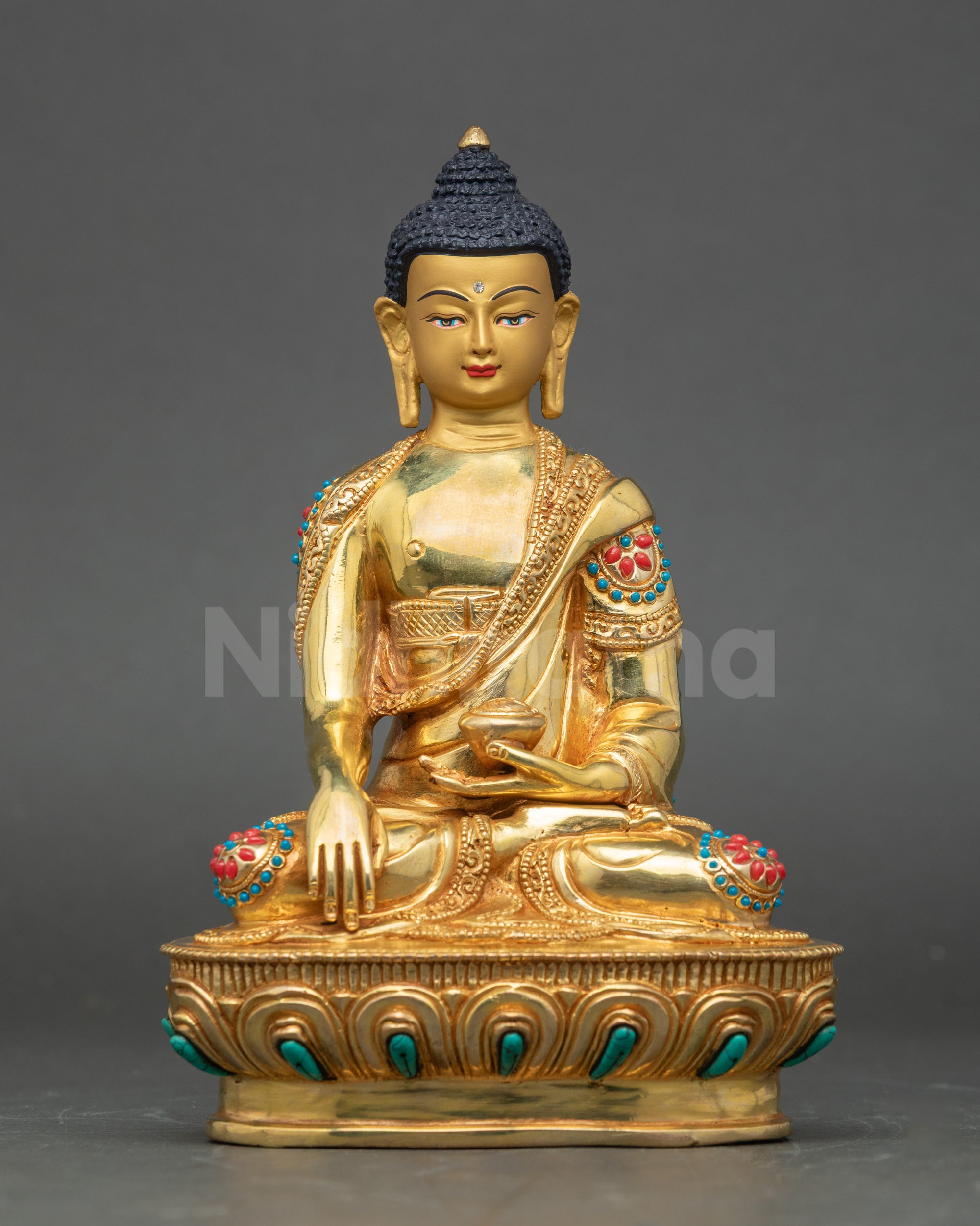 Front view Shakyamuni Buddha statue, gold fire-gilded copper, handcrafted Nepalese