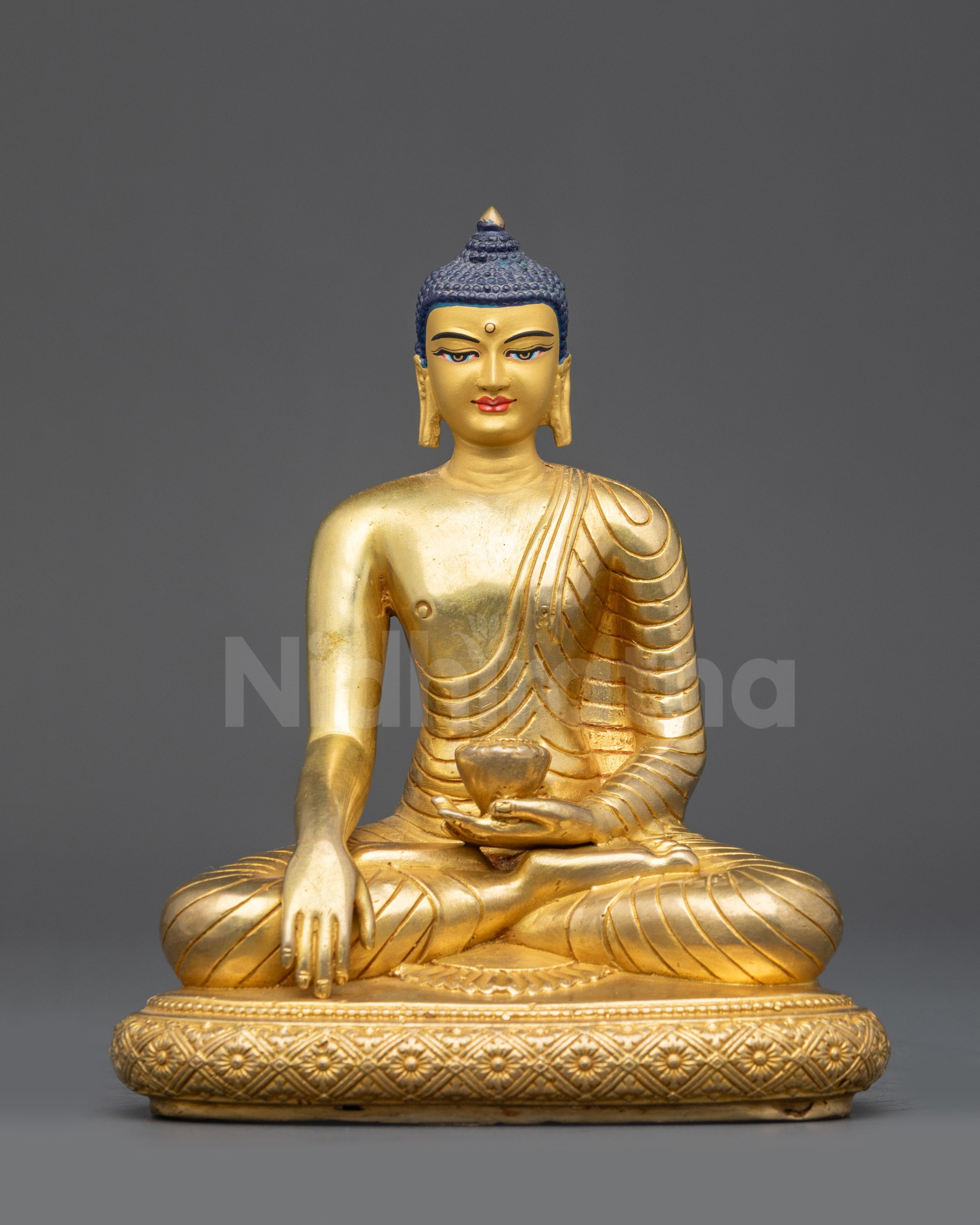 Front view Shakyamuni Buddha statue gold fire-gilded copper meditation artwork