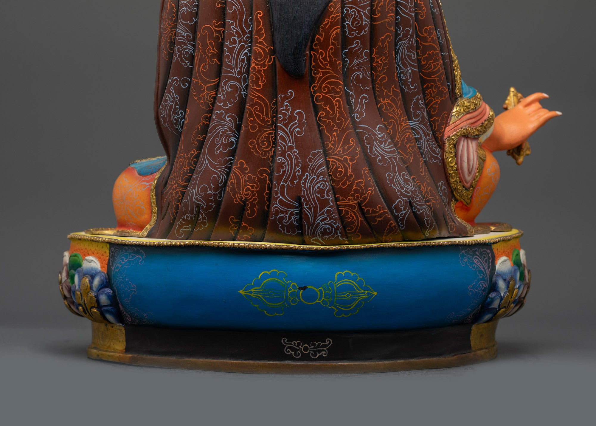 Guru Rinpoche Statue