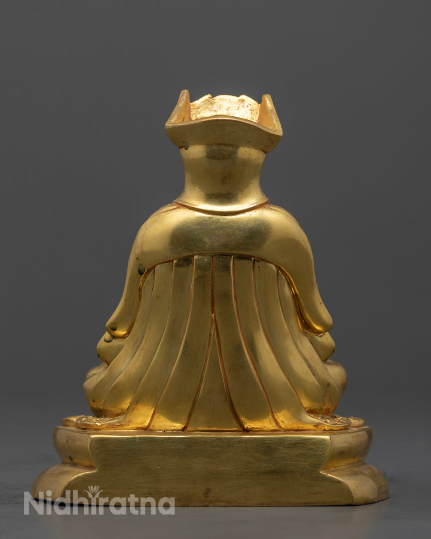 Gampopa Statue: Inspiring Buddhist Artwork for Meditation