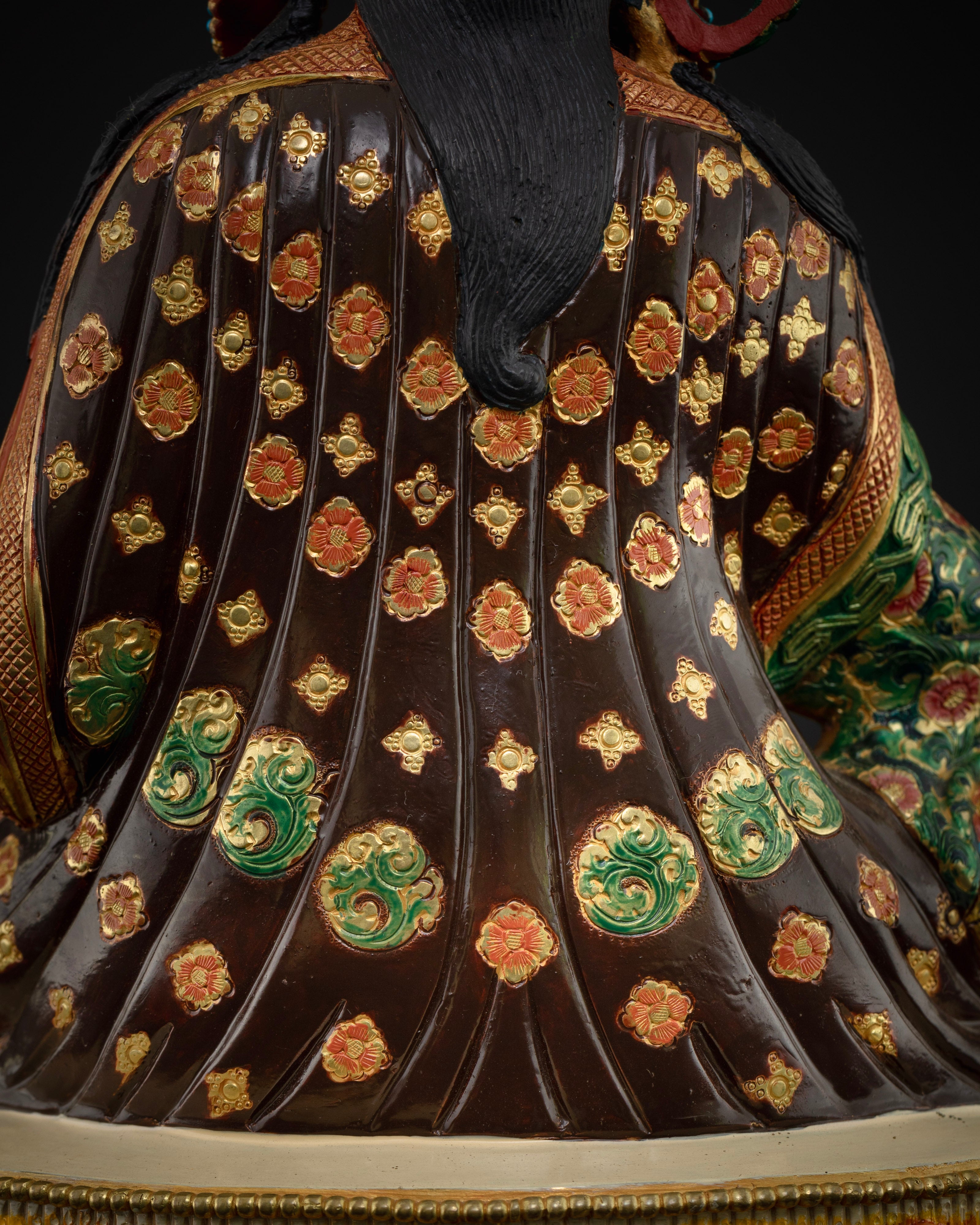 Masterpiece Guru Rinpoche: Sculpture of Wisdom