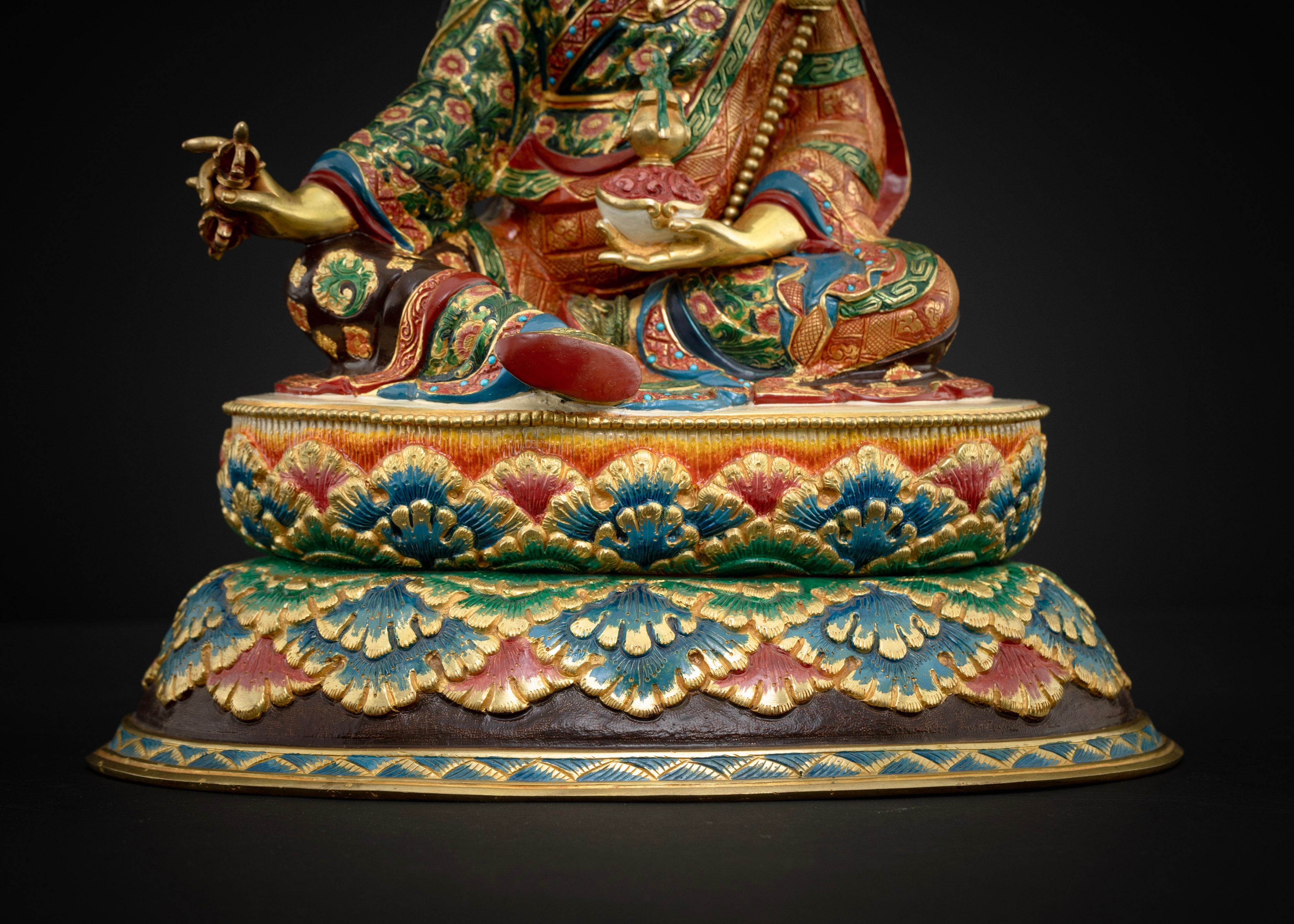 Masterpiece Guru Rinpoche: Sculpture of Wisdom