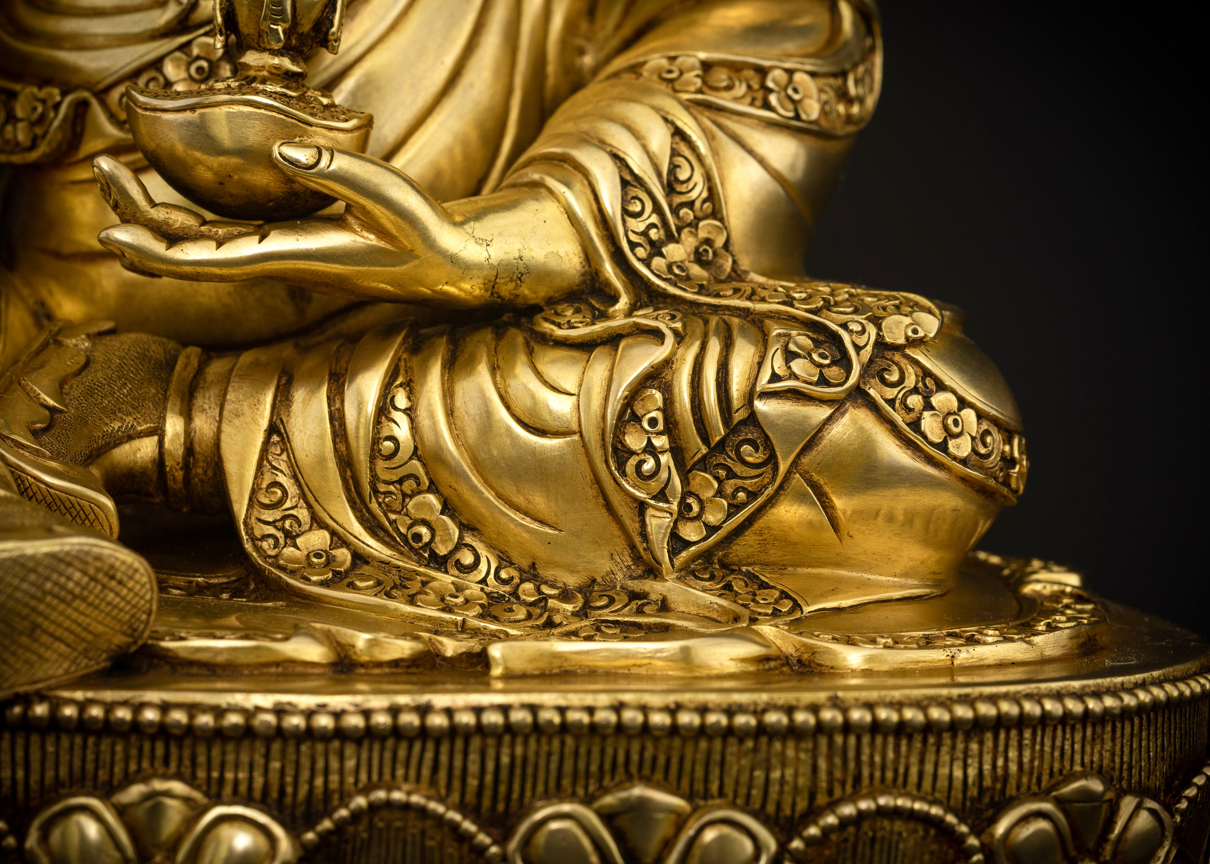 Guru Padmasambhava: The Lotus Master and His Sacred Teachings