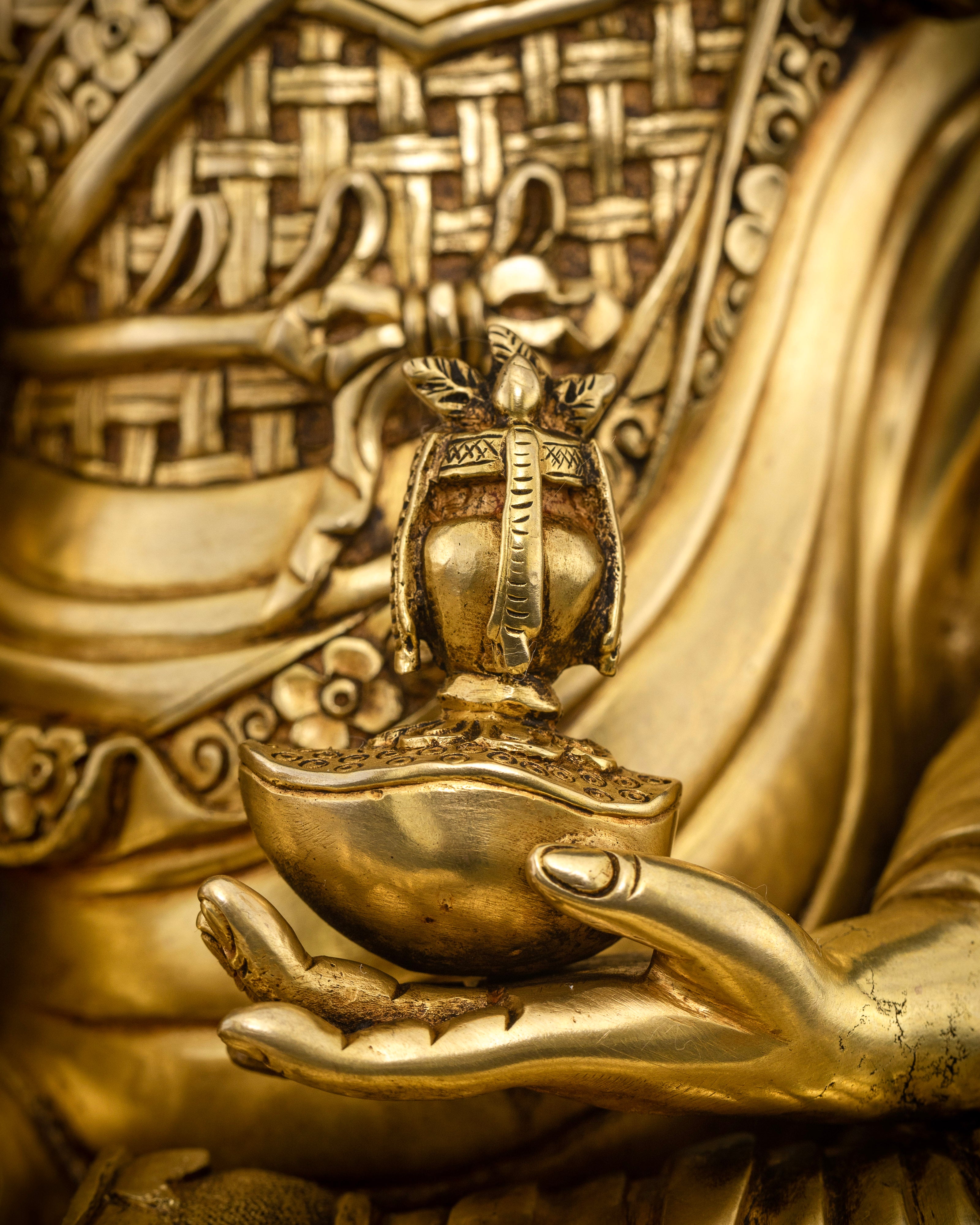 Guru Padmasambhava: The Lotus Master and His Sacred Teachings
