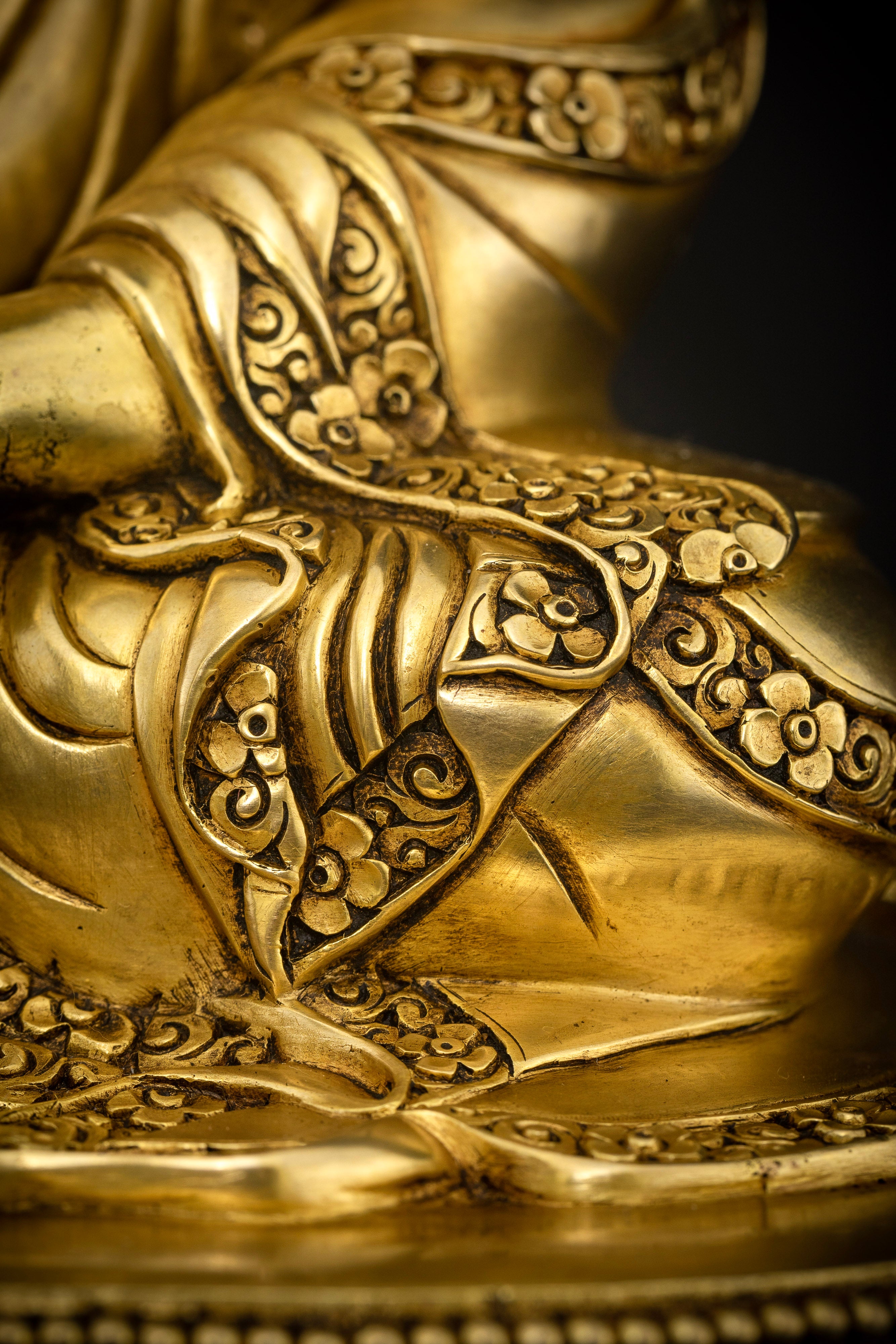 Guru Padmasambhava: The Lotus Master and His Sacred Teachings