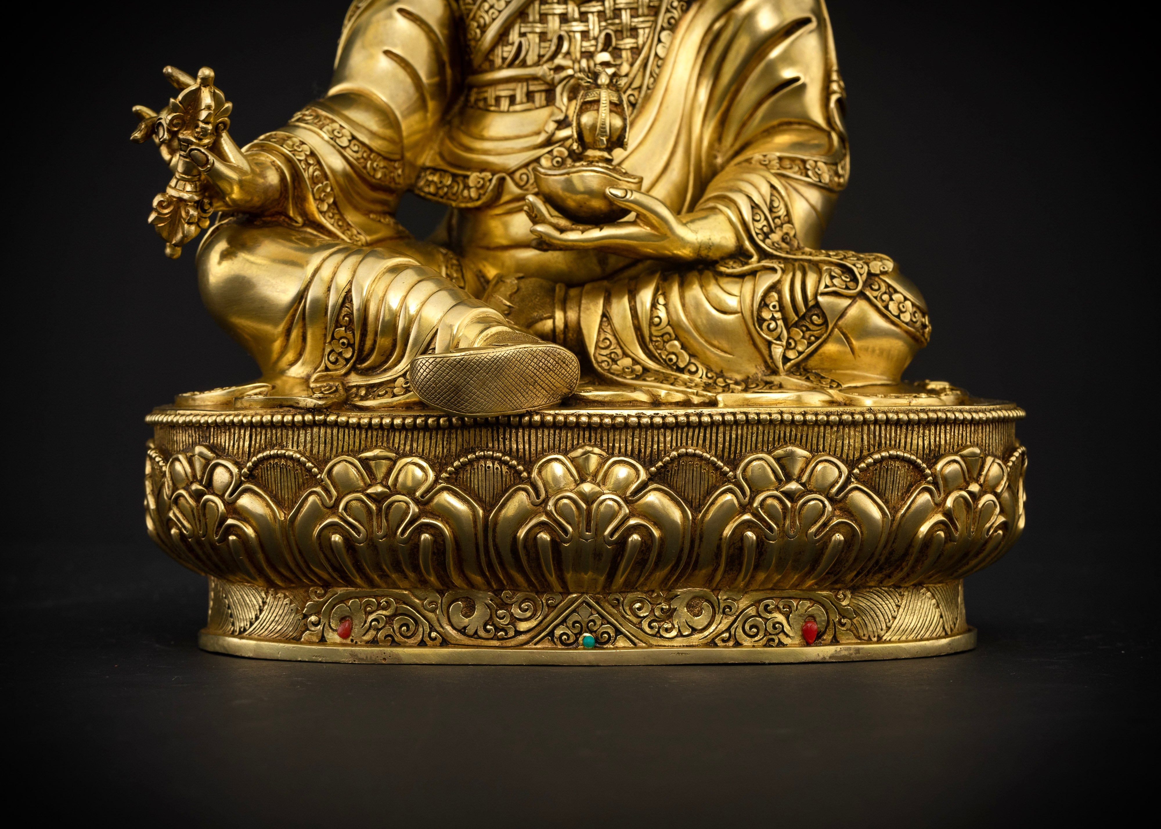 Guru Padmasambhava: The Lotus Master and His Sacred Teachings