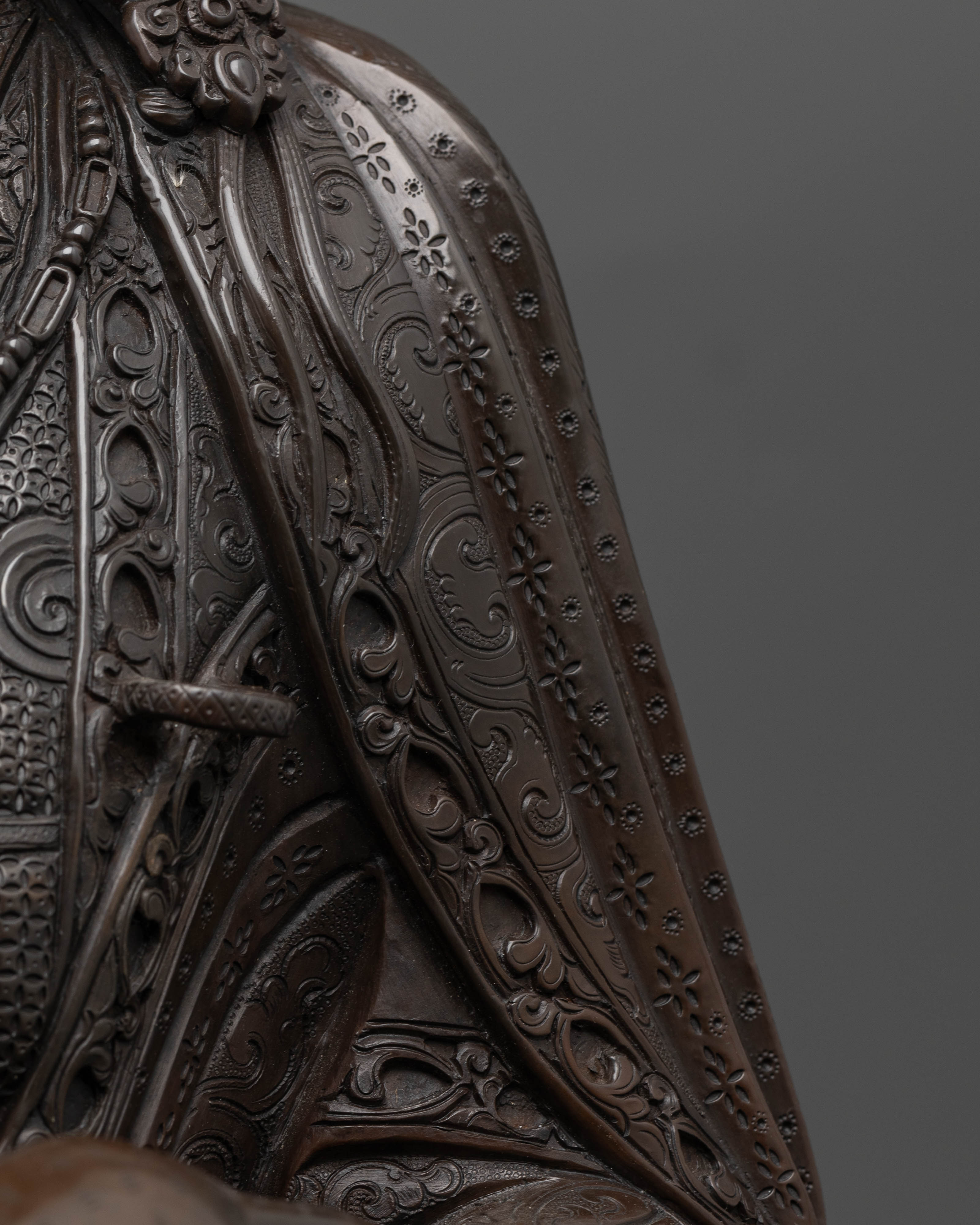 Oxidized Guru Norla Statue: Attract Wealth and Blessings to Your Life