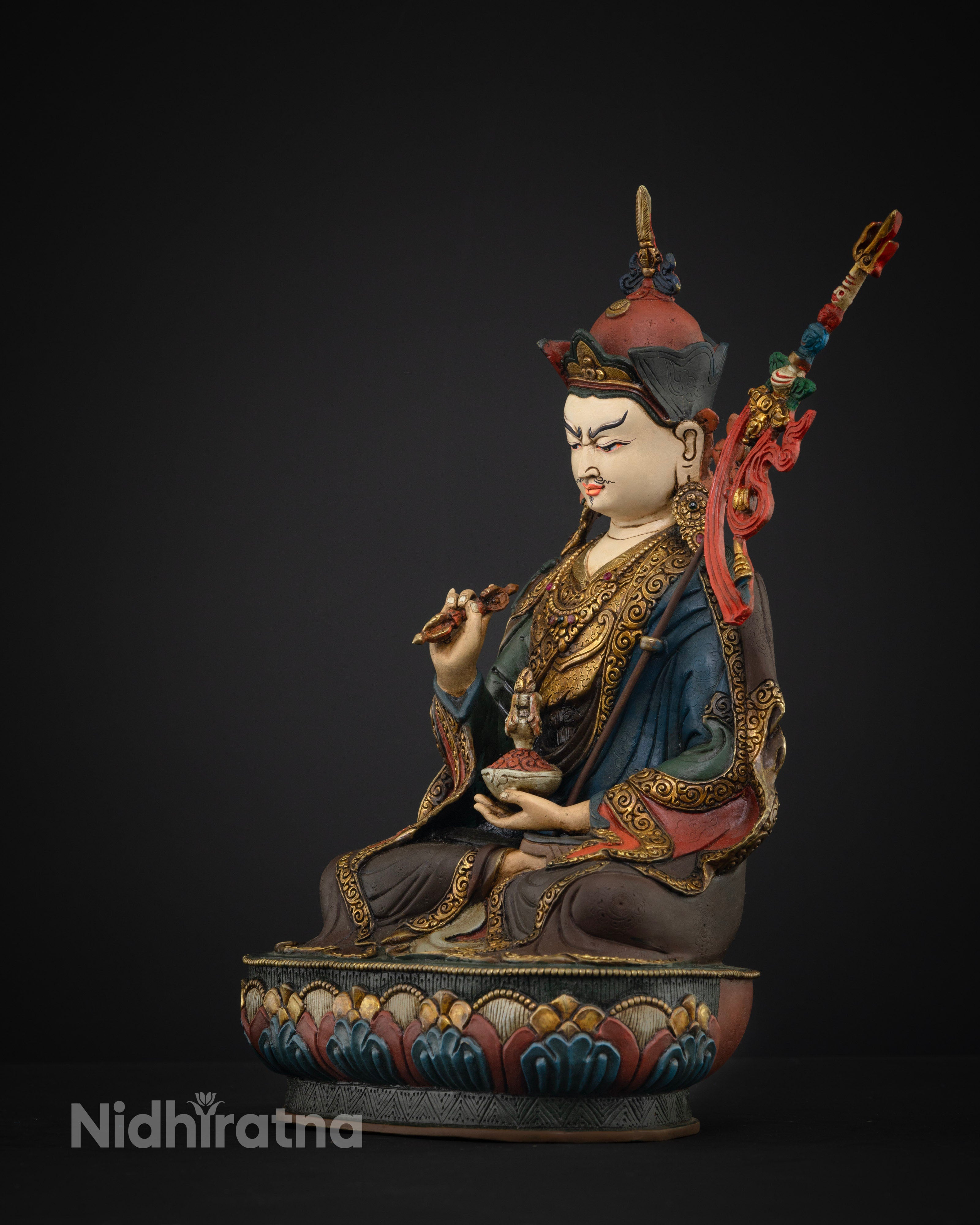 Vajrayana Guru Rinpoche Statue | Spiritual Growth