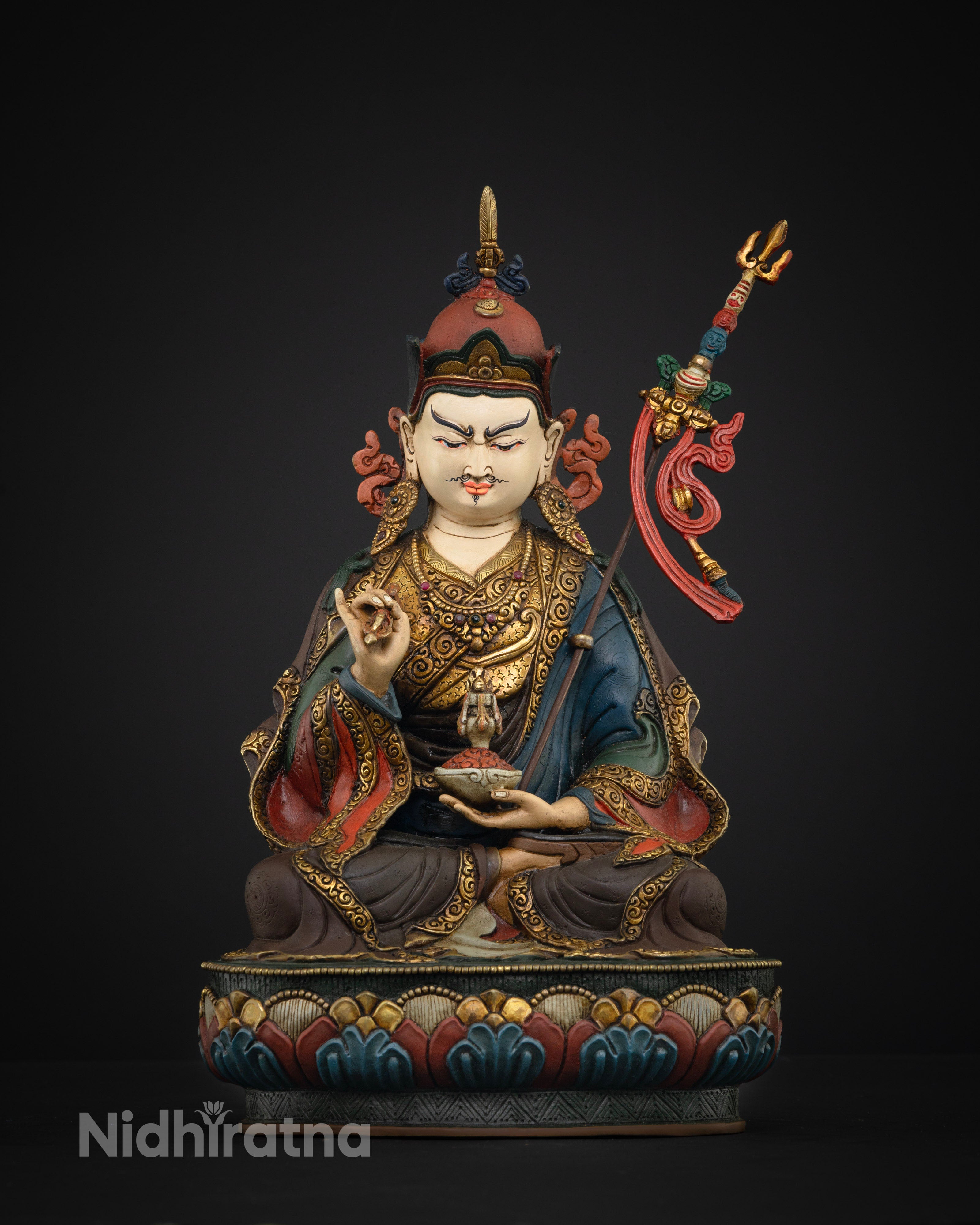 Vajrayana Guru Rinpoche Statue | Spiritual Growth