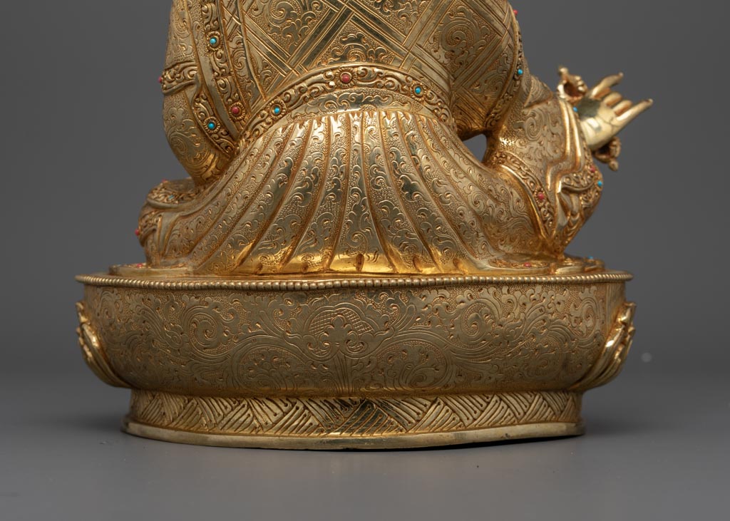 Spiritual Statue of (Guru Rinpoche) Padmasambhava