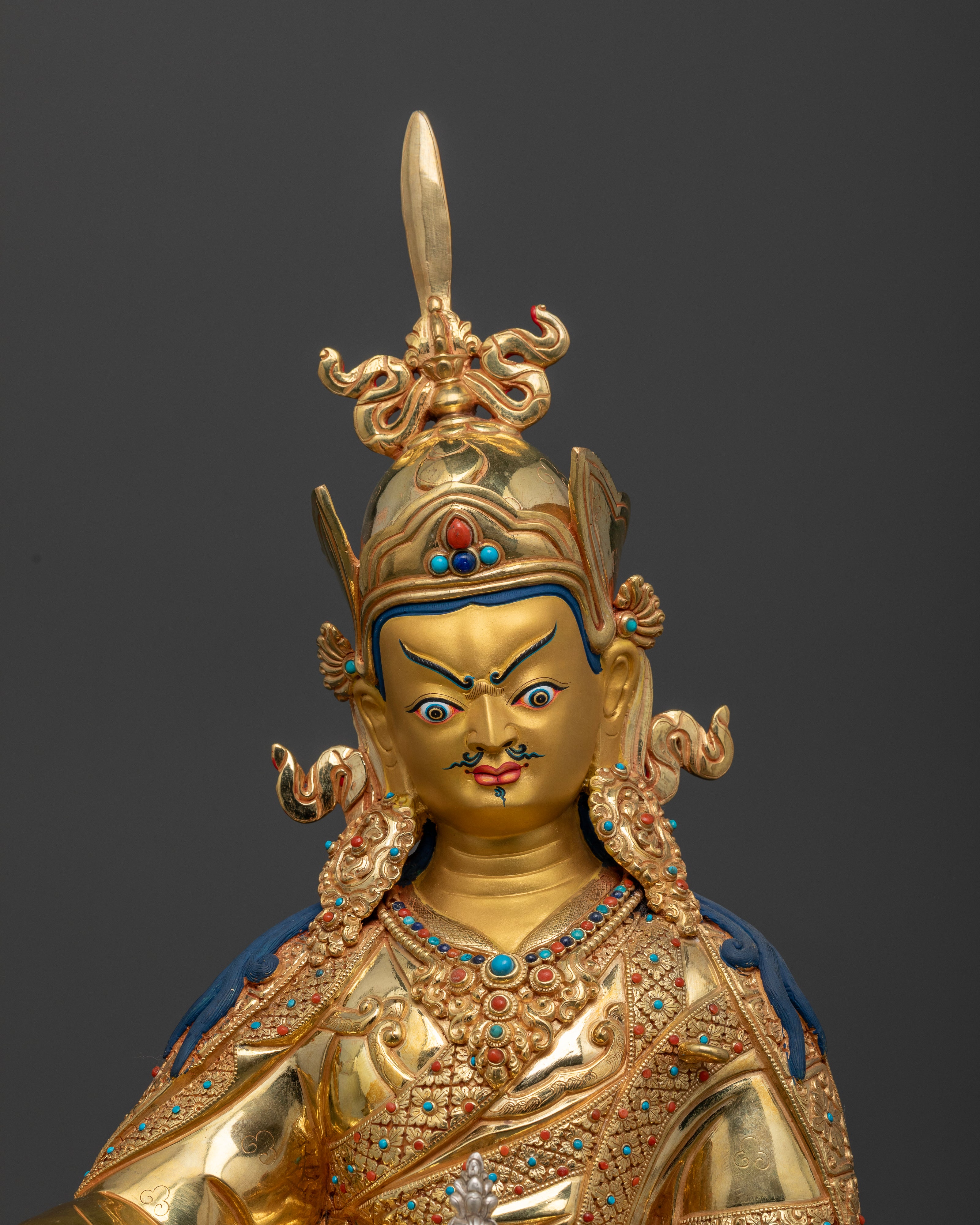 Guru Rinpoche Statue: A Sacred Representation of Tibetan Wisdom