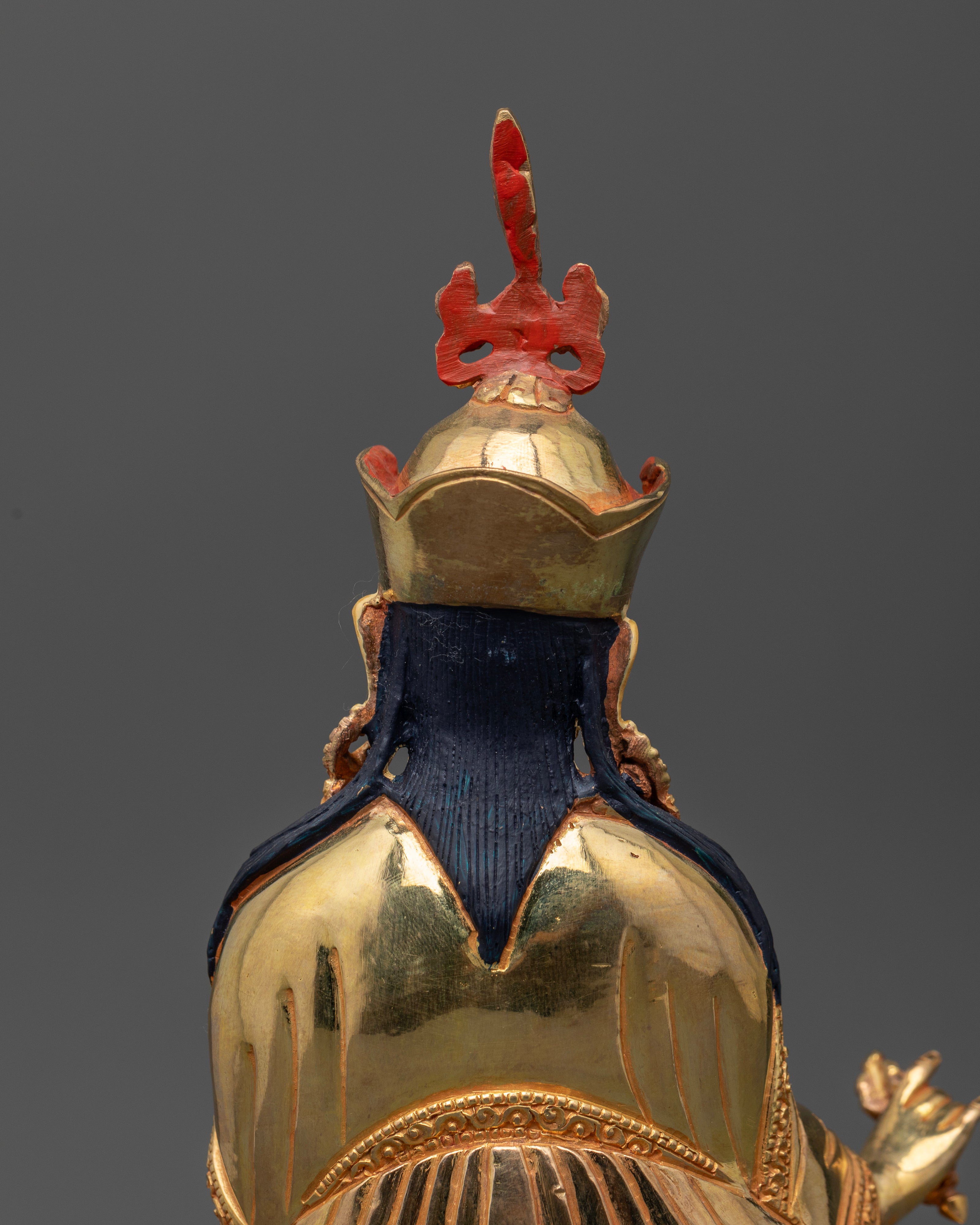 Guru: The Spiritual Teacher of Peace and Transformation