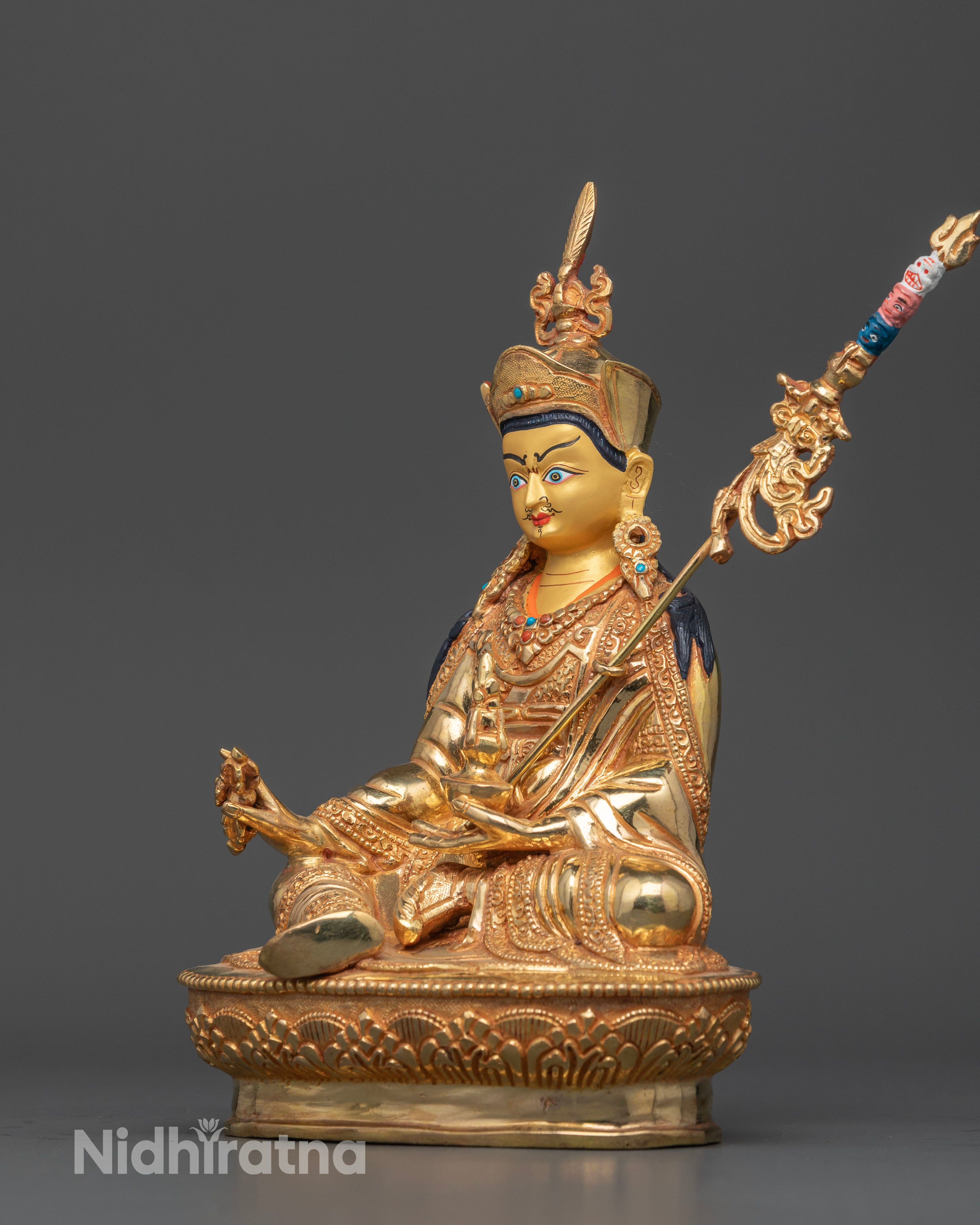 Guru: The Spiritual Teacher of Peace and Transformation