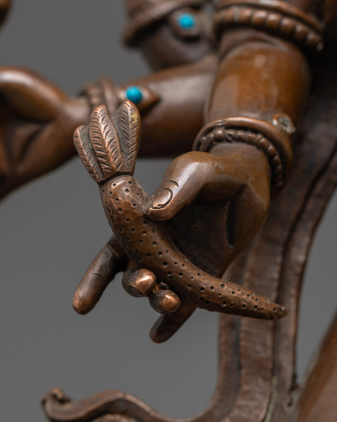 Ganesh Statue | Traditional Hindu Ganesha Sculpture