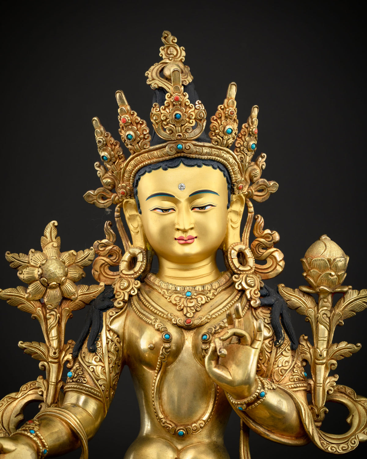 Luxurious Green Tara Statue: A Masterpiece for Spiritual Practitioners